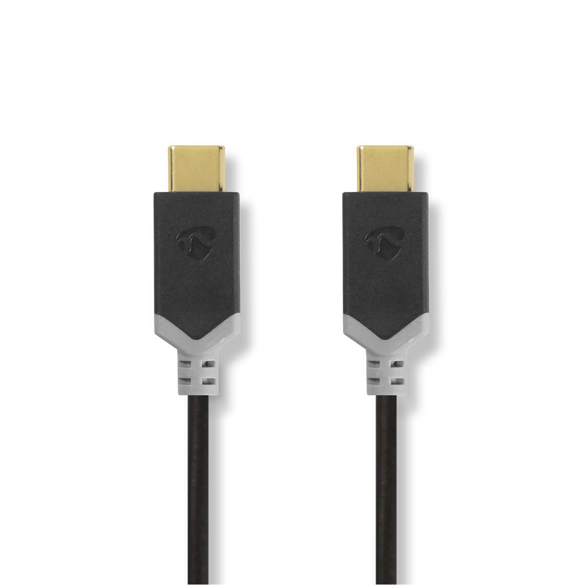 Due cavi HDMI con connettori dorati, rivestimento nero e grigio, su bianco.