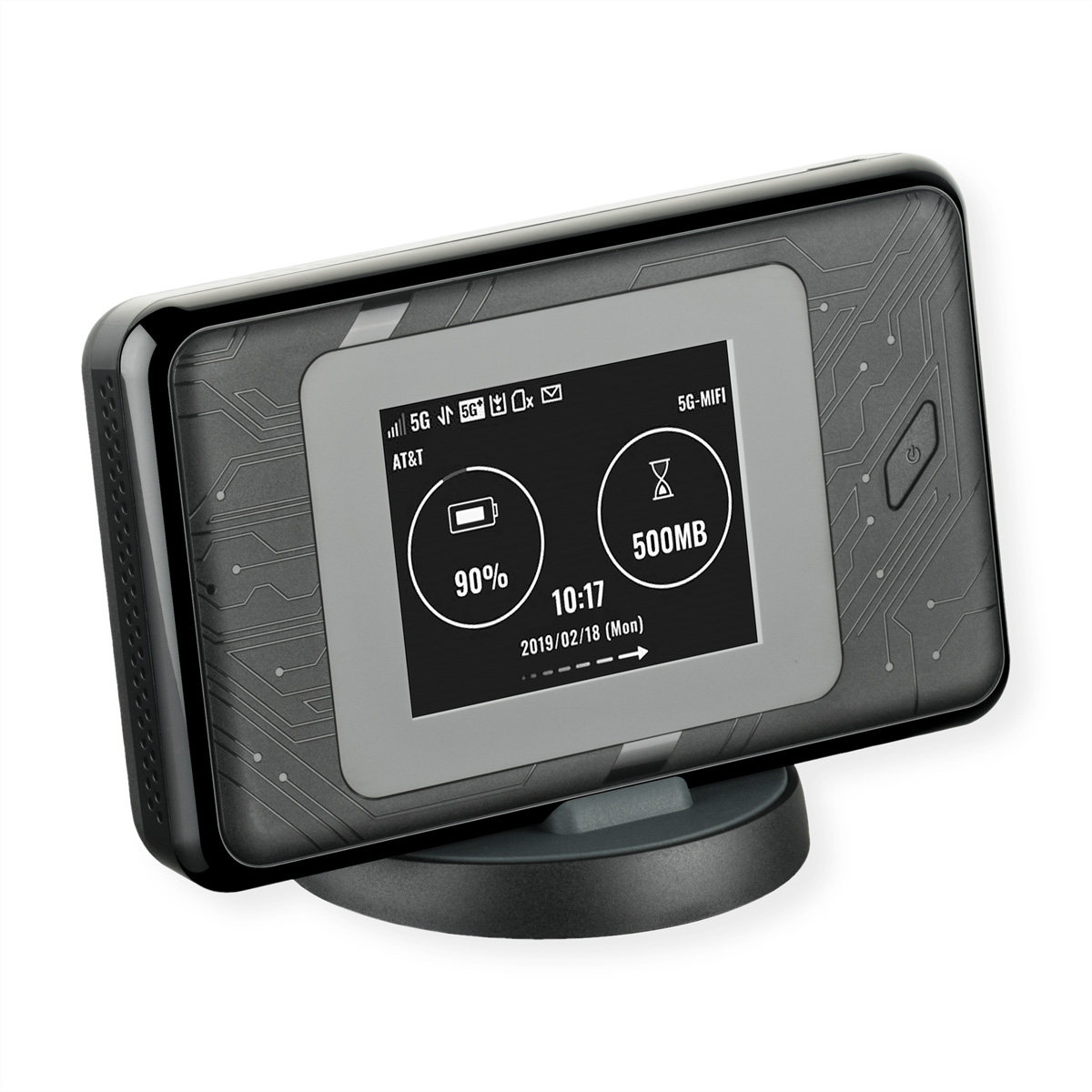 Czarny 5G MiFi na podstawce ładującej, wyświetlający informacje o baterii i zużyciu danych.