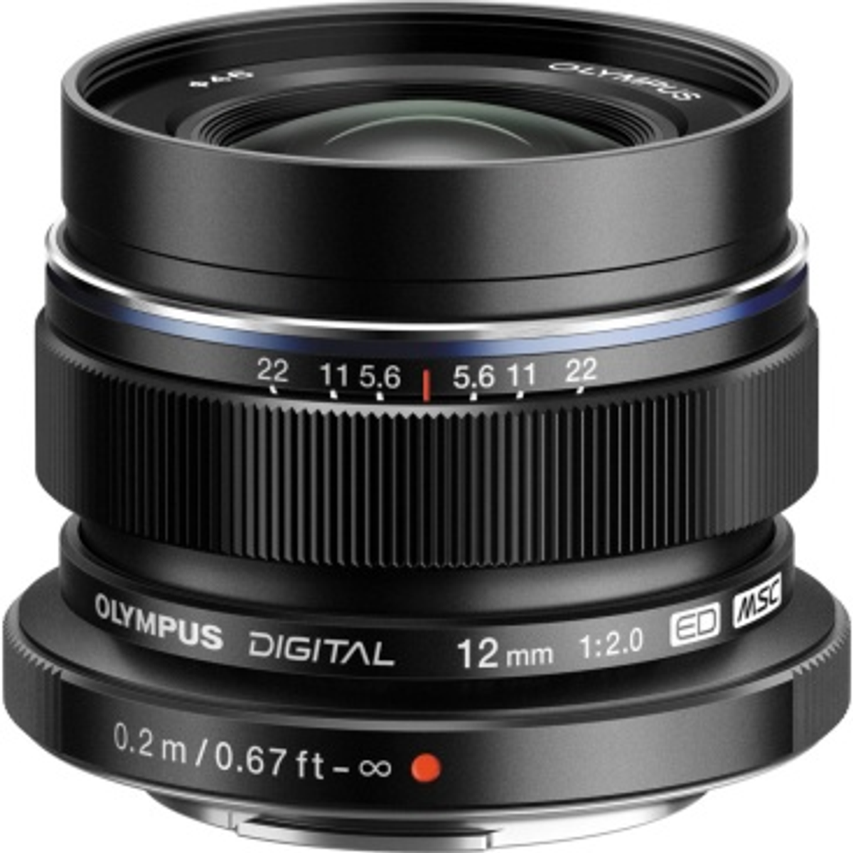 Schwarzes Olympus 12mm Objektiv mit Markierungen für Blende, Fokus und Entfernung.