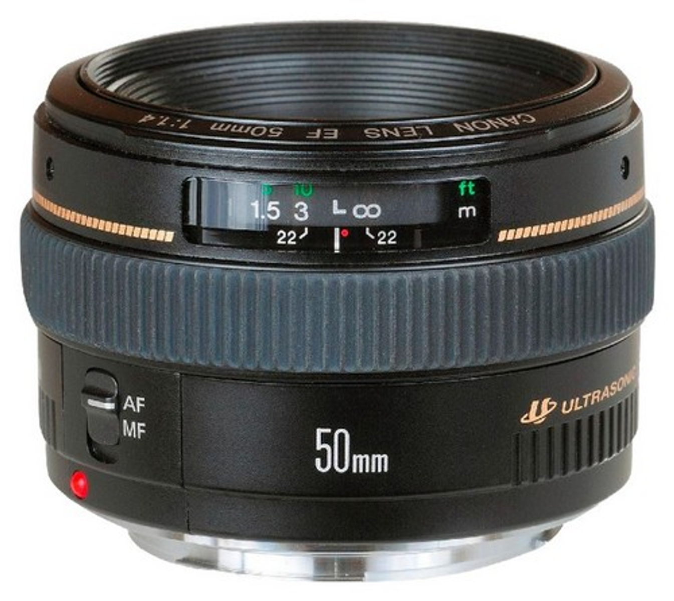 Czarny obiektyw Canon ze złotymi oznaczeniami. Ma pokrętła i czerwoną kropkę. Tło jest białe.