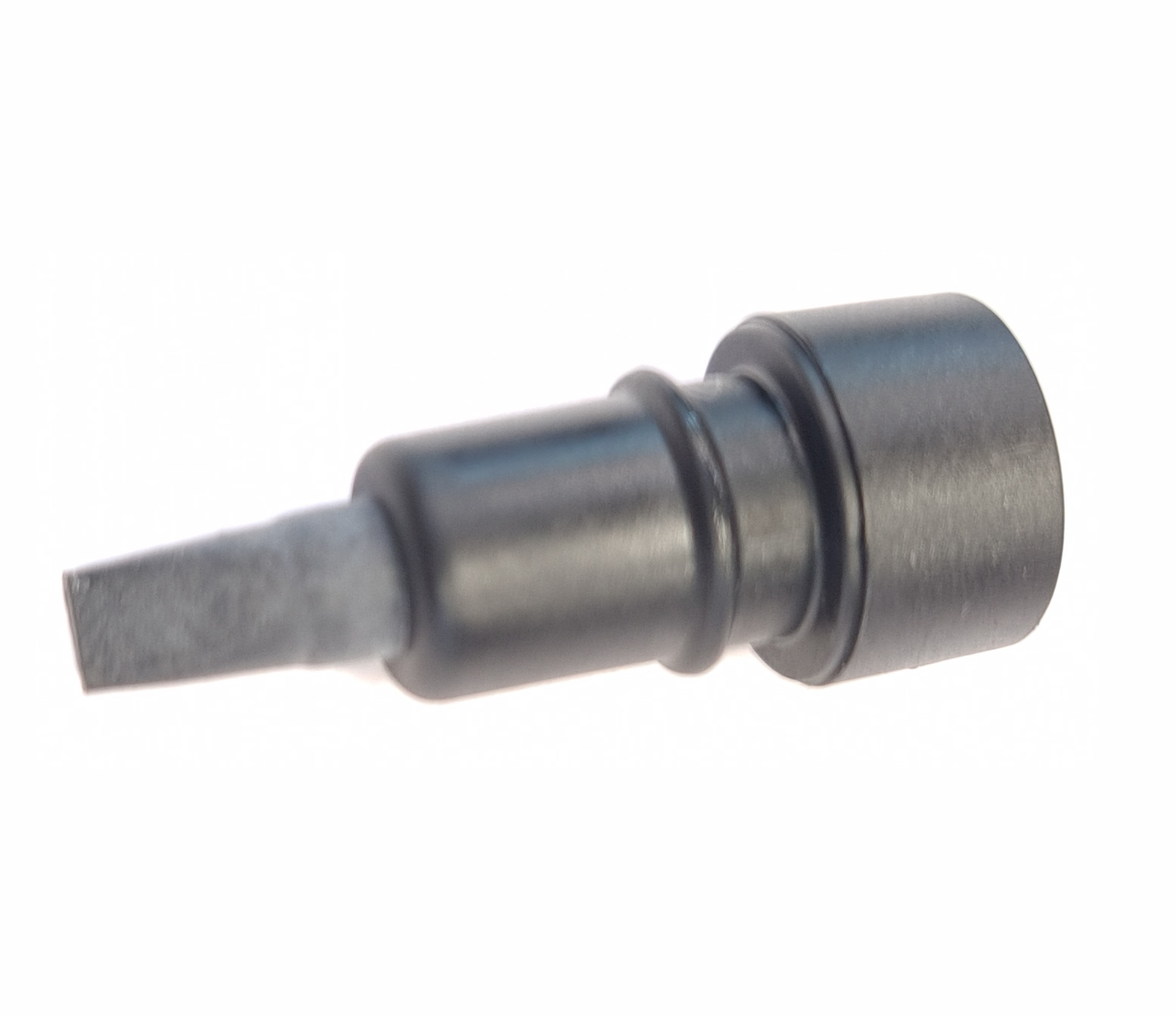 Schwarzer Adapter mit langem, rechteckigem Ende und zylindrischer Basis.