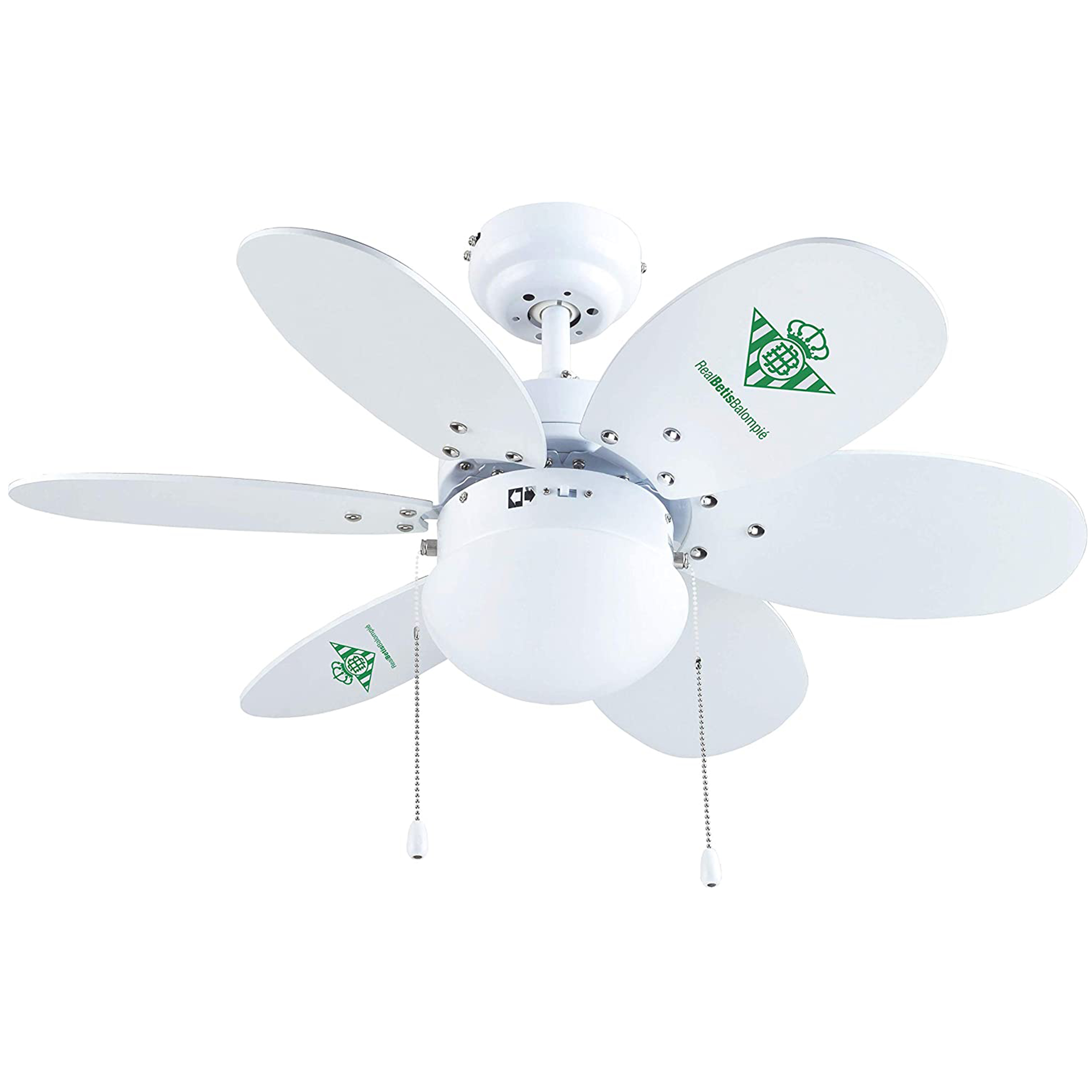 Ventilador de techo blanco con logo Real Betis Balompié verde en las aspas.