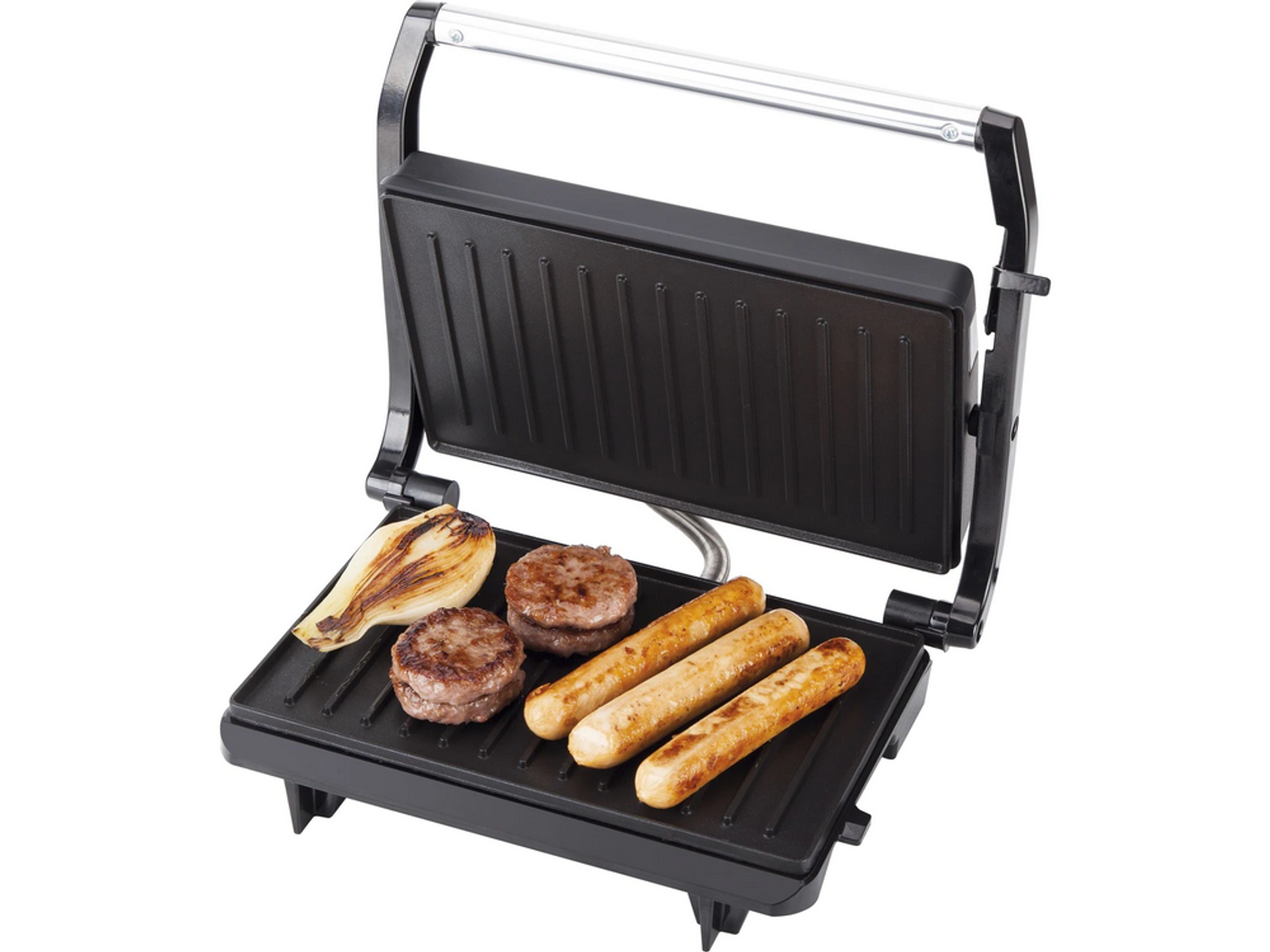 Parrilla panini negra y plateada con salchichas, hamburguesas y rodajas de cebolla cocinadas.