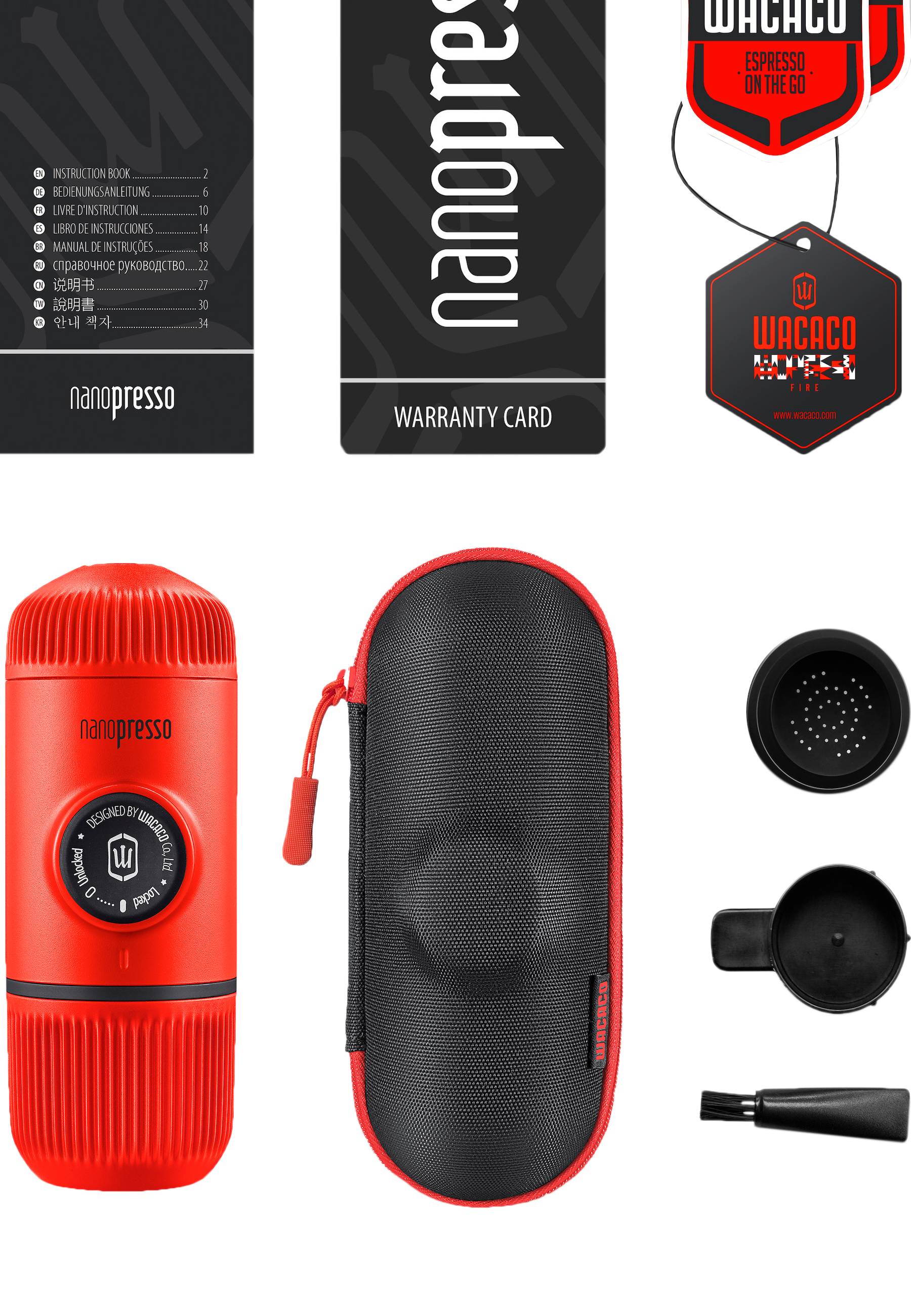 Eine Reihe von Nanopresso-Produkten und Zubehör vor weißem Hintergrund.