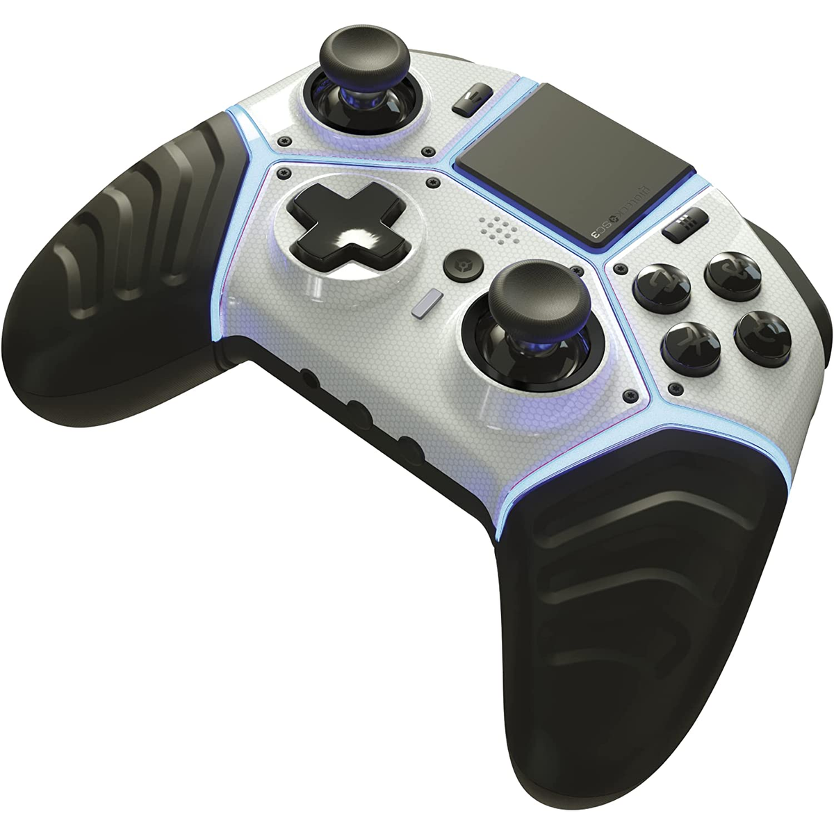 Biało-czarny kontroler do gier z przyciskami, joystickami i centralnym panelem kierunkowym.