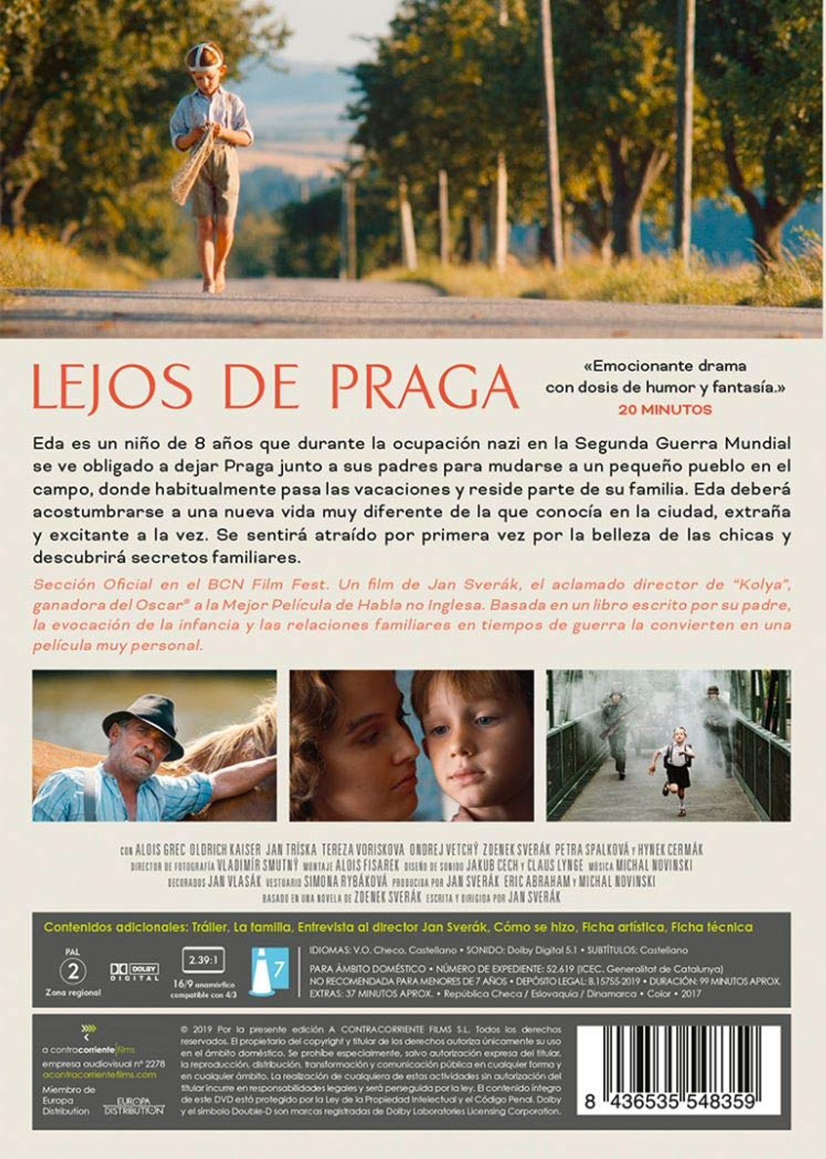 Parte trasera de la caja de DVD de 'Lejos de Praga' con fotogramas y texto en un entorno de tonos cálidos.