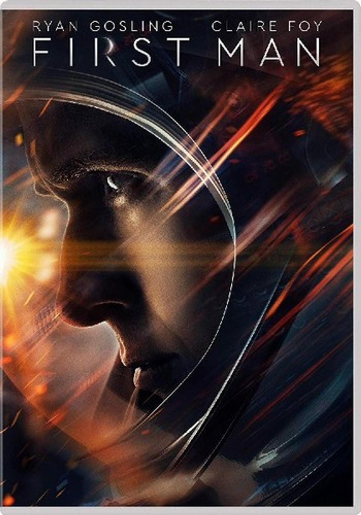 Portada de la película: Una persona con un casco espacial. Título: First Man.
