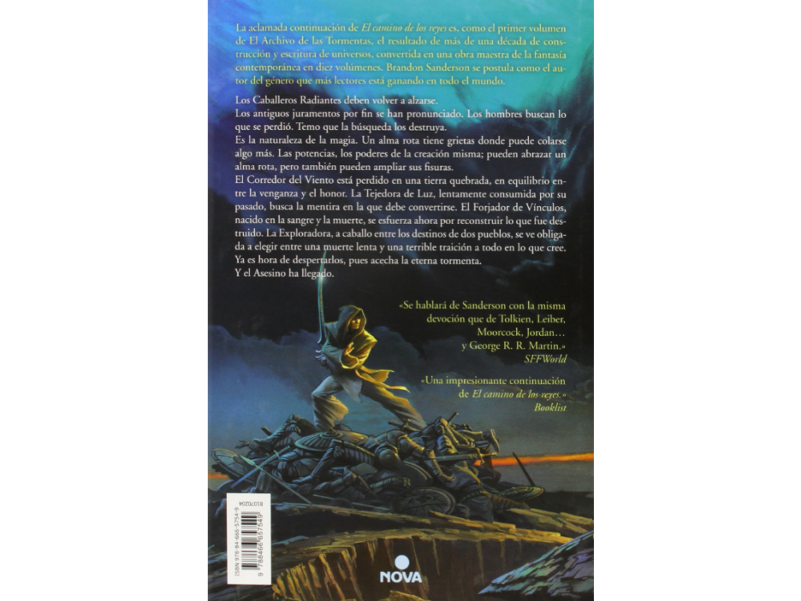 Portada de libro. Guerrero en un campo de batalla, espada en alto. Texto en español.