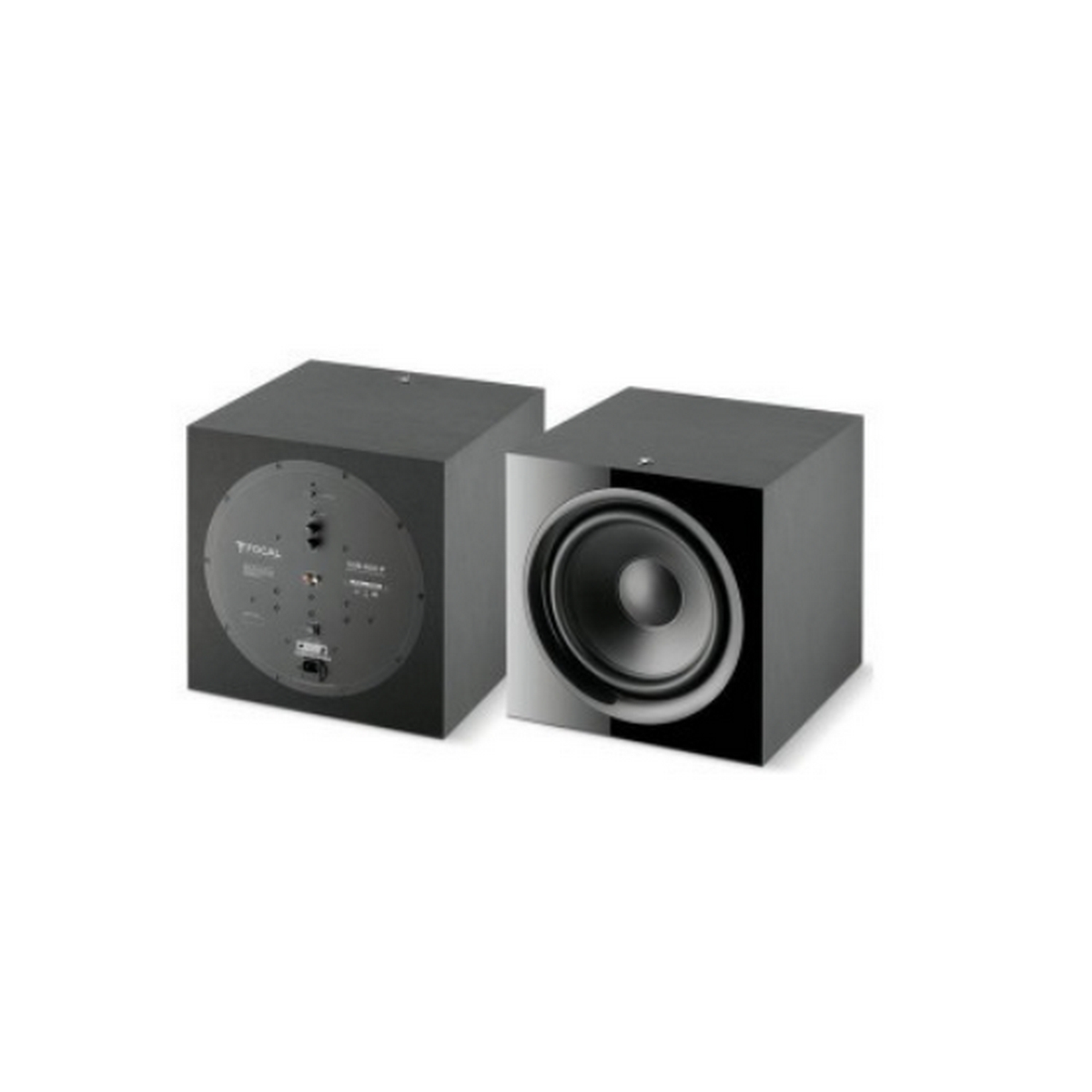 İki siyah subwoofer, biri hoparlörü görünür, diğeri arkası görünür. Stüdyo çekimi.