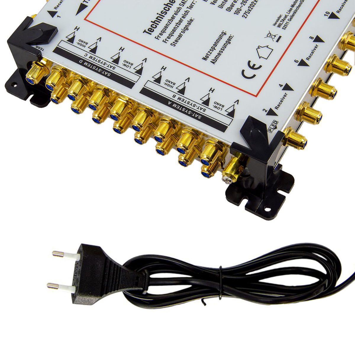Satellitensignalverteiler mit mehreren Anschlüssen und Netzkabel. Weißer Hintergrund.