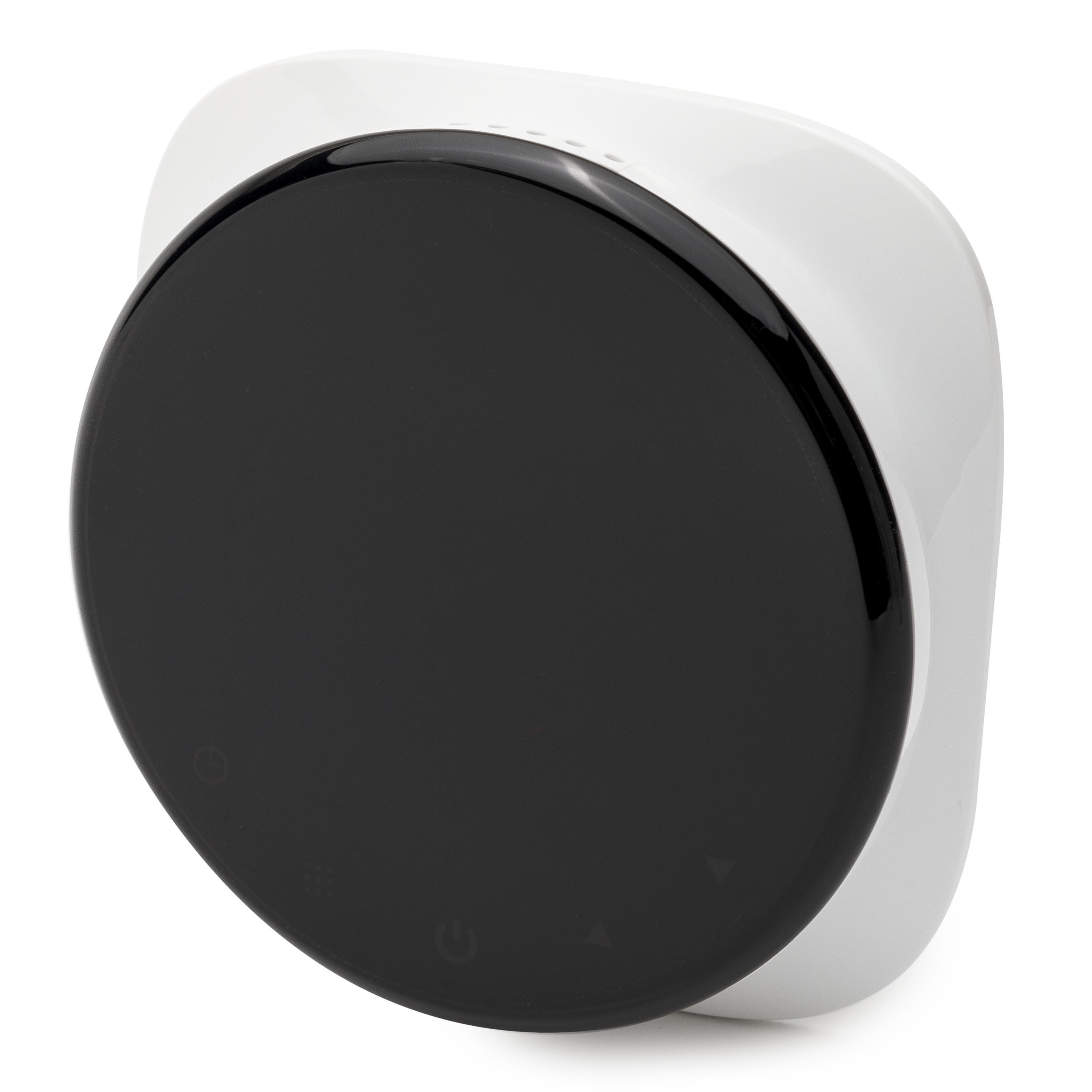 Altavoz inteligente blanco con pantalla negra, mostrando una pantalla negra.
