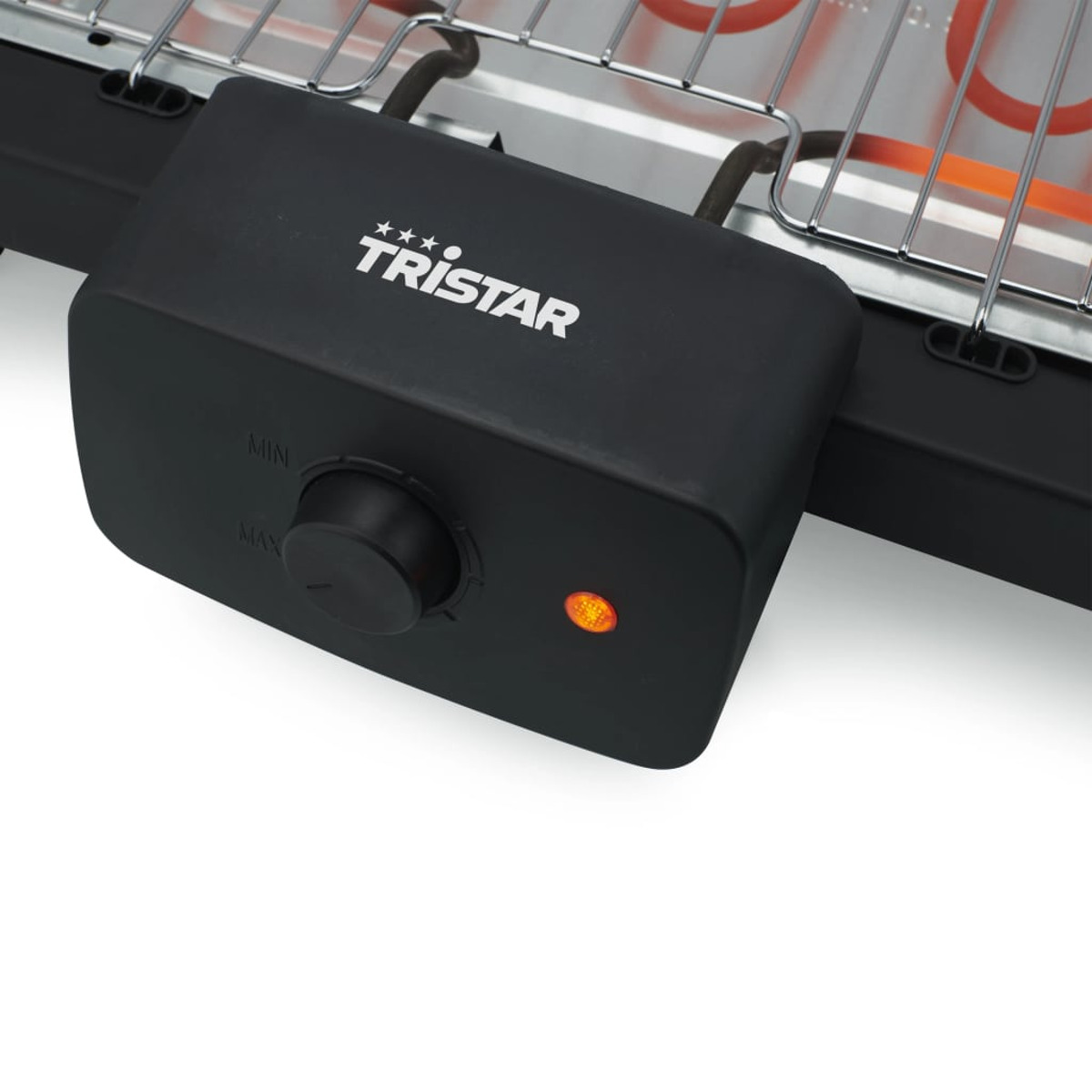 Schwarzes Tristar-Grill-Bedienfeld. Enthält einen Drehknopf und eine Kontrollleuchte.