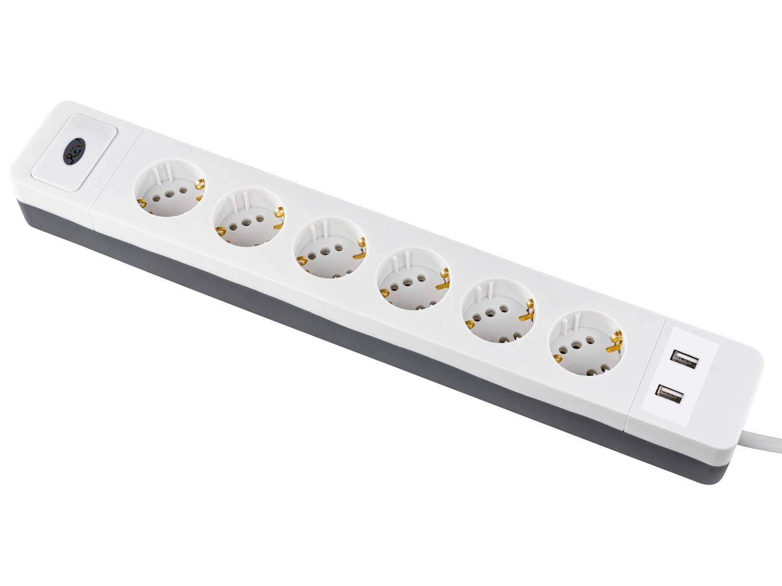 Eine weiße Steckdosenleiste mit mehreren Steckdosen und zwei USB-Anschlüssen. Der Hintergrund ist weiß.