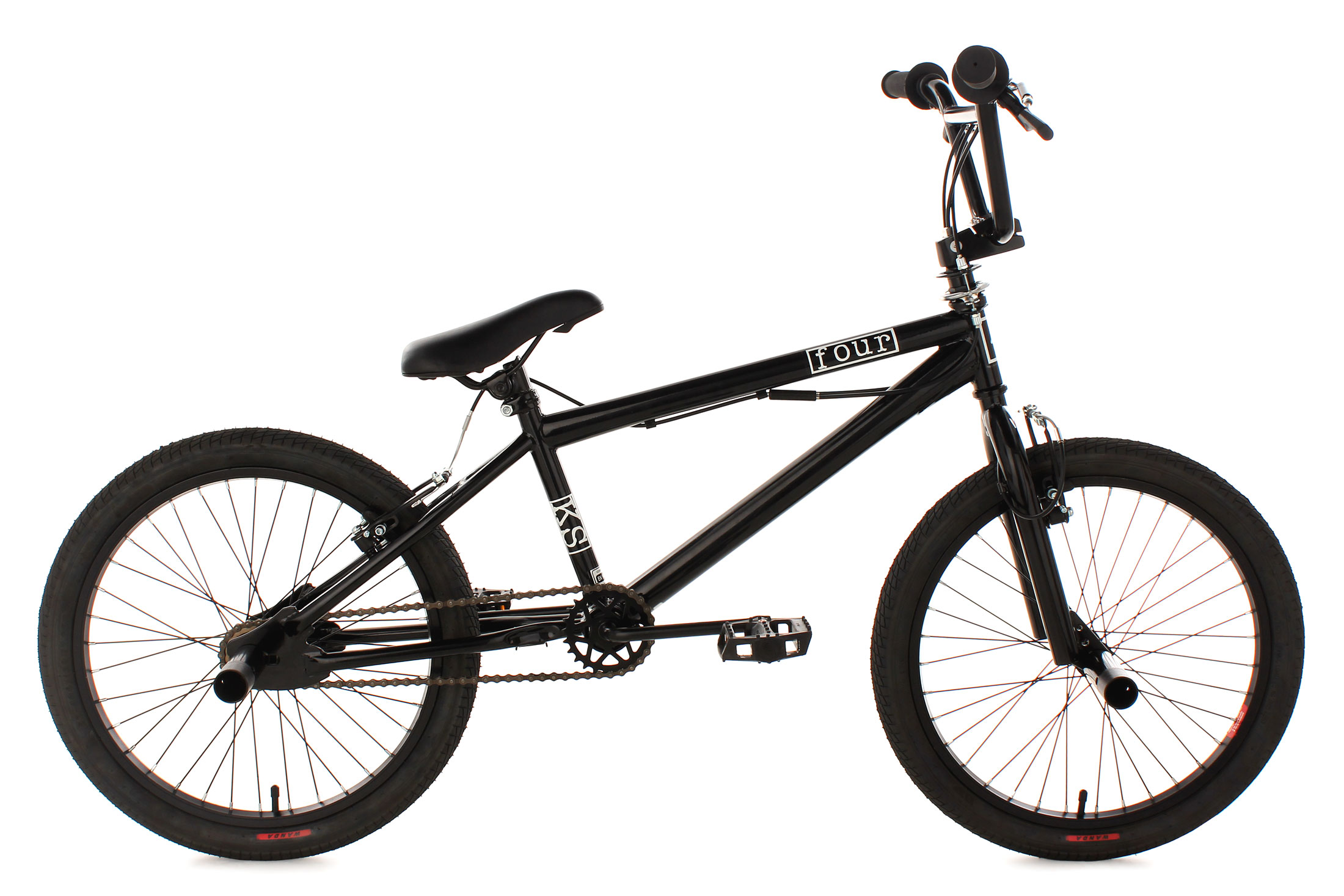Schwarzes BMX-Fahrrad auf weißem Hintergrund; Lenker, Sattel, Räder und Pedale sichtbar.