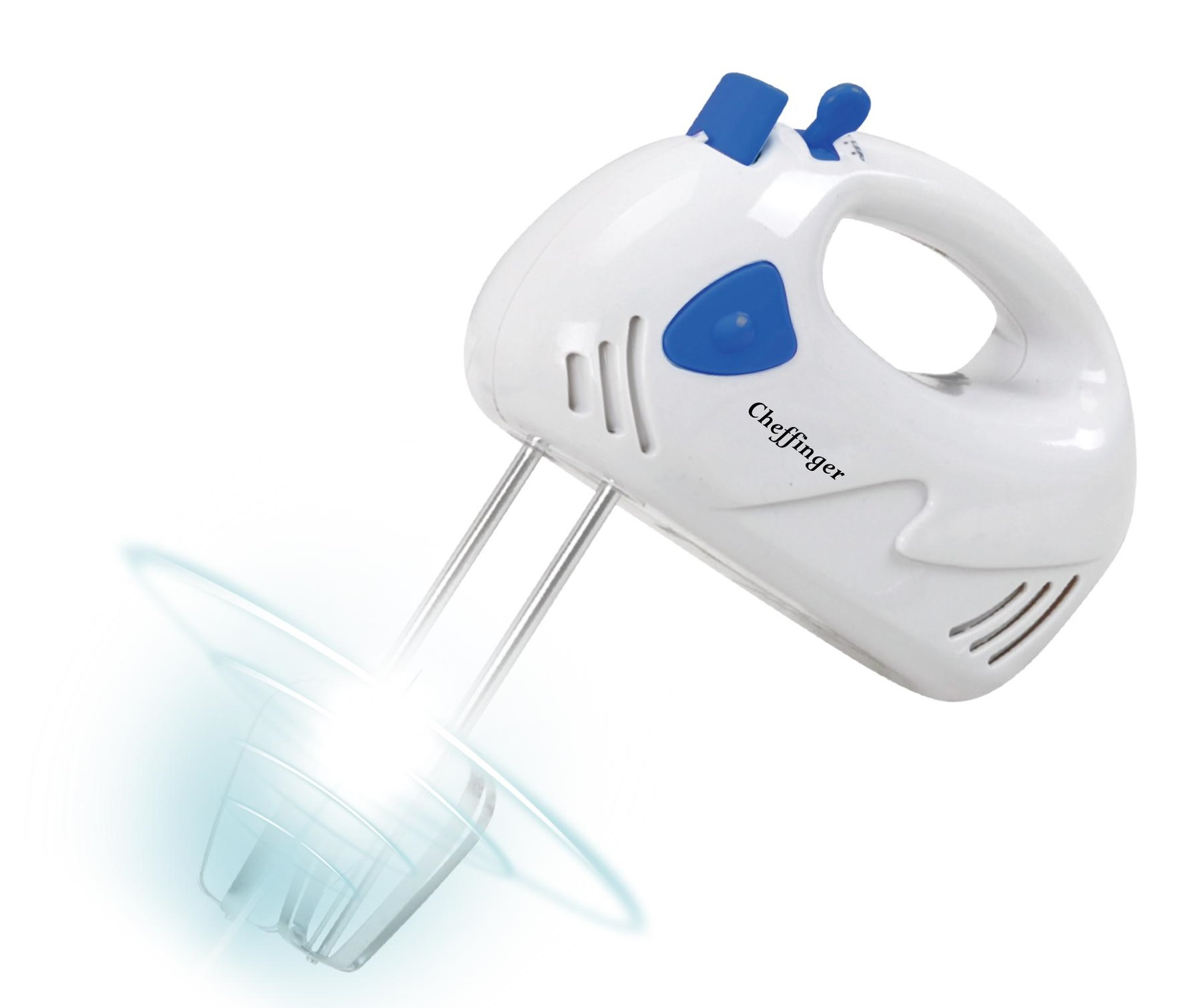 Weißer Handmixer mit blauen Akzenten, Klingen drehen sich, isoliert auf Weiß.