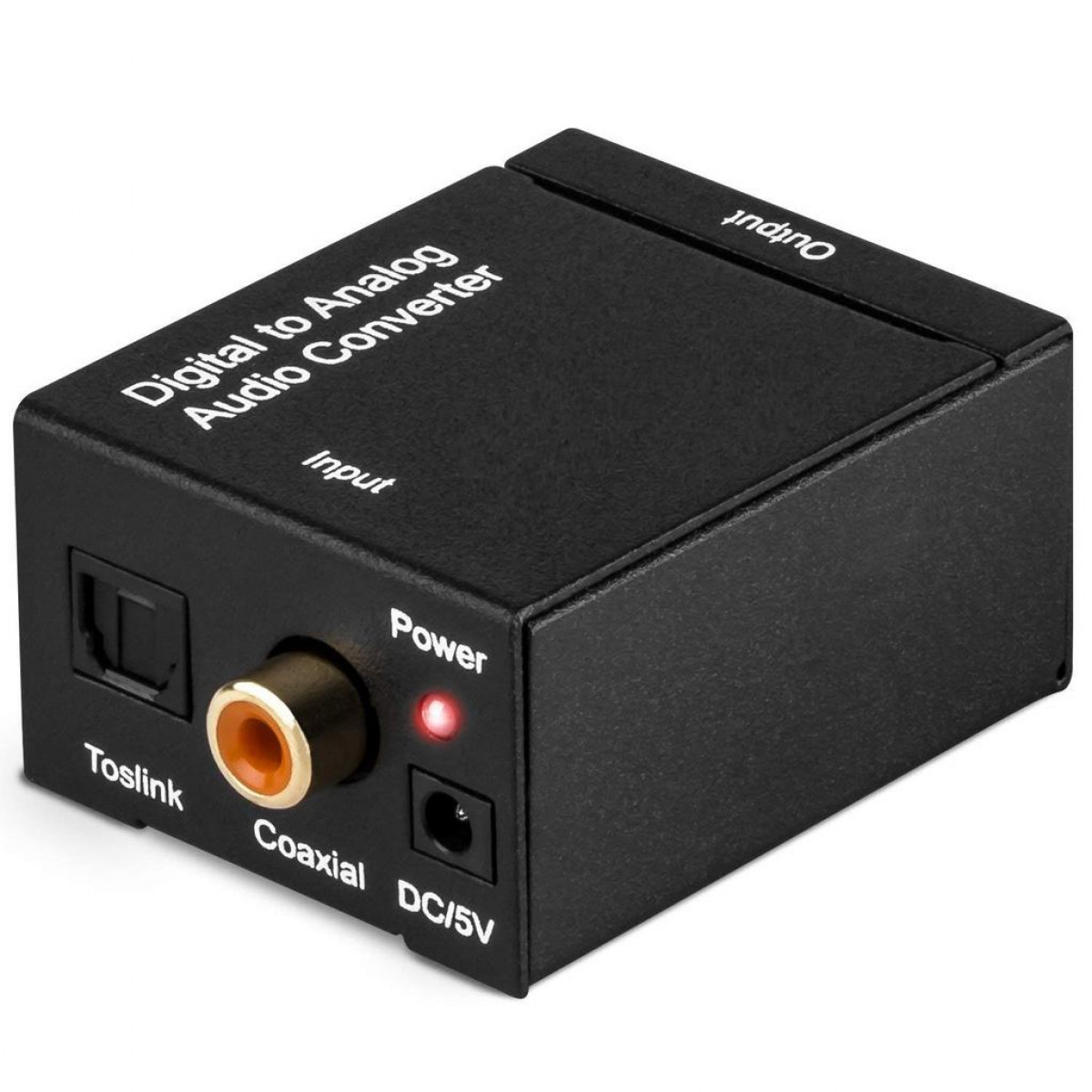 Ein schwarzer Digital-Analog-Audio-Konverter mit mehreren Ein- und Ausgängen, mit roter Power-Leuchte.