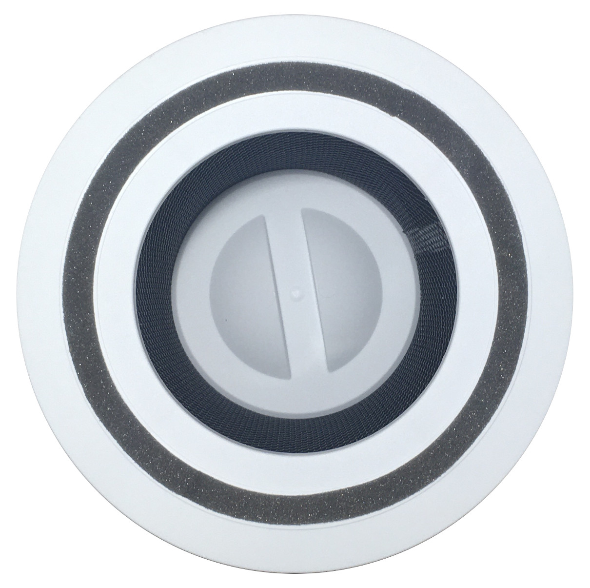 Weißer Luftfilter mit kreisförmigem Design, mit einem zentralen Knopf und Innenringen.