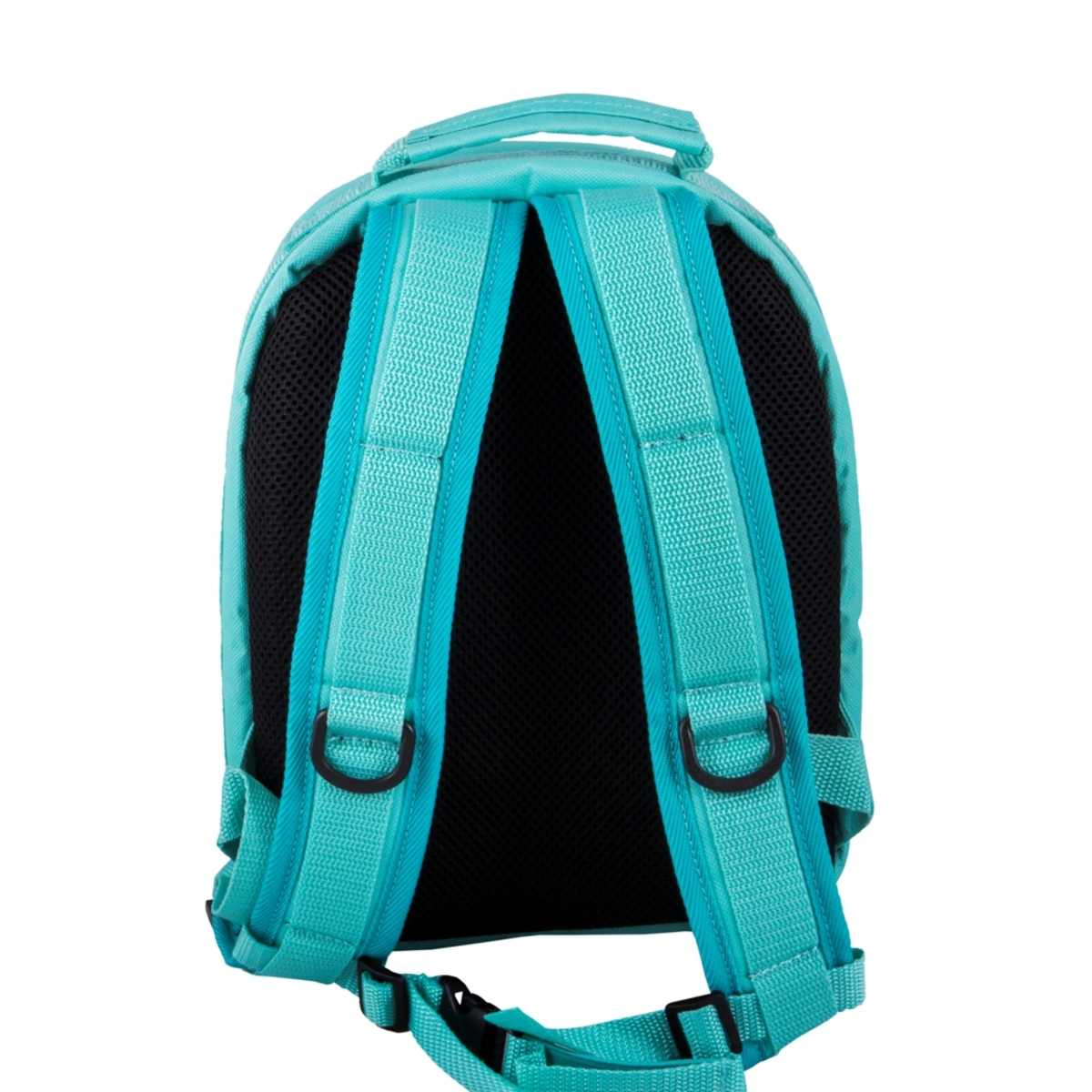 La parte trasera de una mochila turquesa con malla negra y correas y hebillas turquesas.