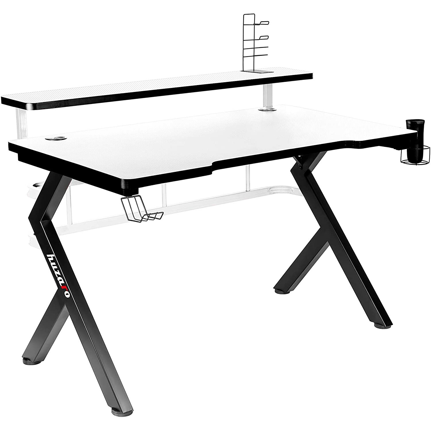 Czarno-białe biurko gamingowe z nogami w kształcie litery Z i półką.