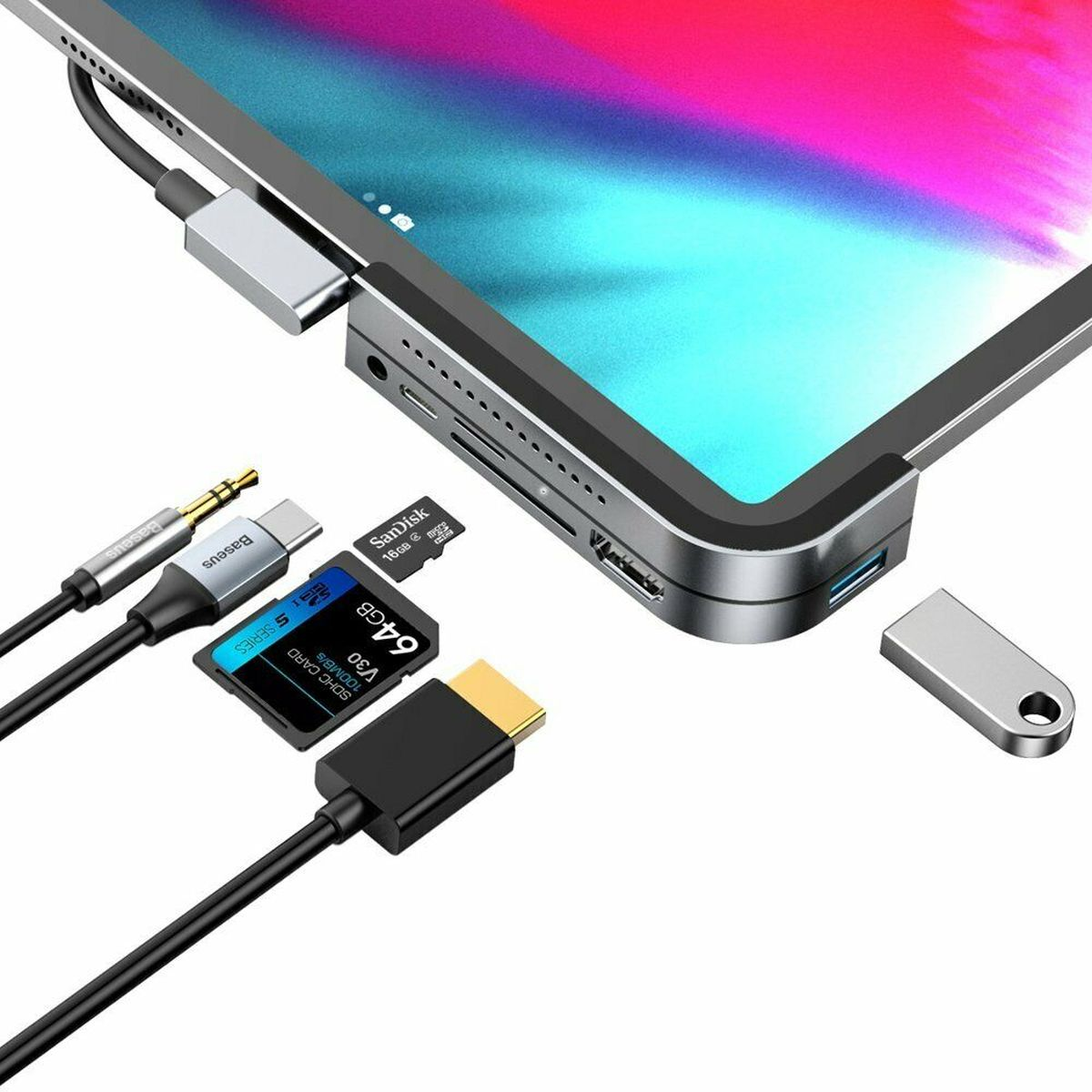 Tablet mit mehreren angeschlossenen Geräten. Kabel und Adapter. Weißer Hintergrund.
