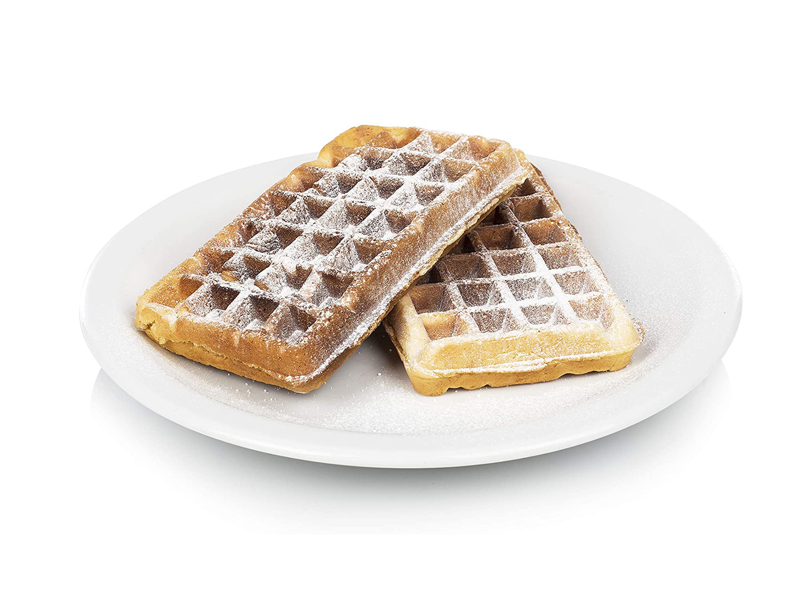 Zwei Waffeln auf einem weißen Teller. Sie haben Puderzucker oben drauf.