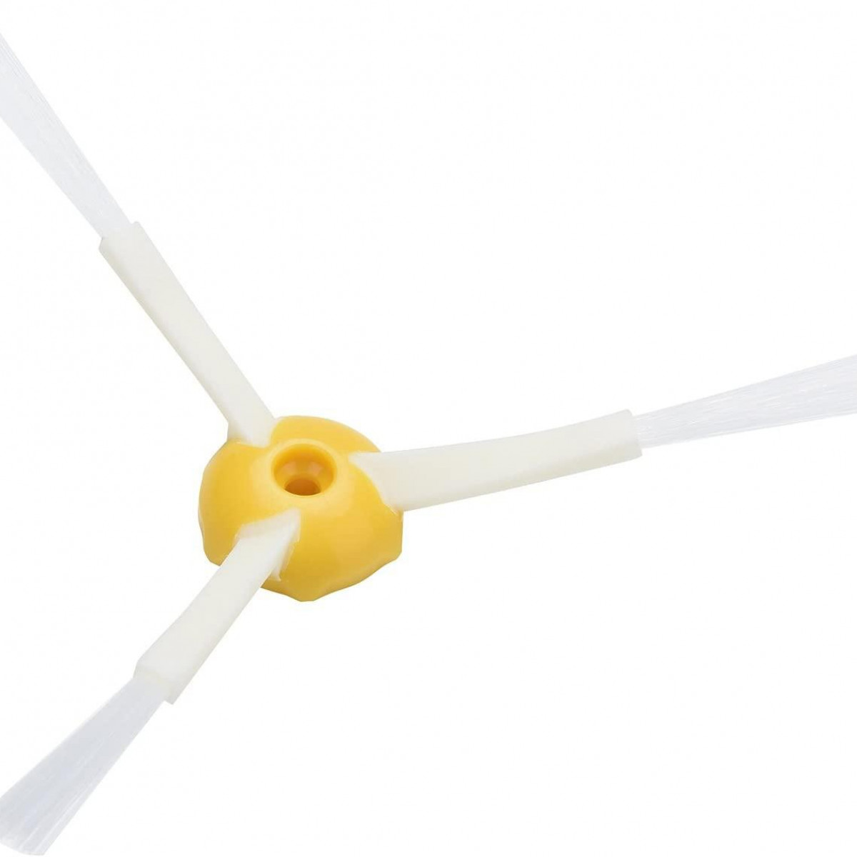 Szczotka do robota sprzątającego z trzema białymi włoskami promieniującymi ze środka w kolorze żółtym. Białe tło.
