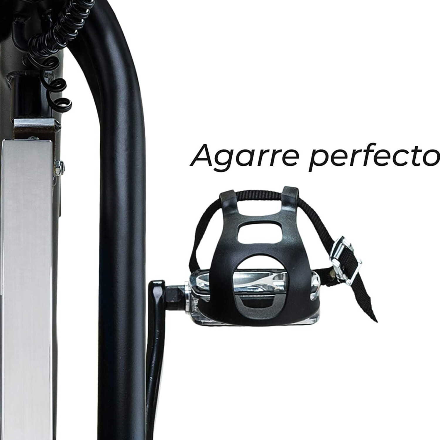Un pedale nero per bici con cinturino. Testo "Agarre perfecto" sovrapposto.