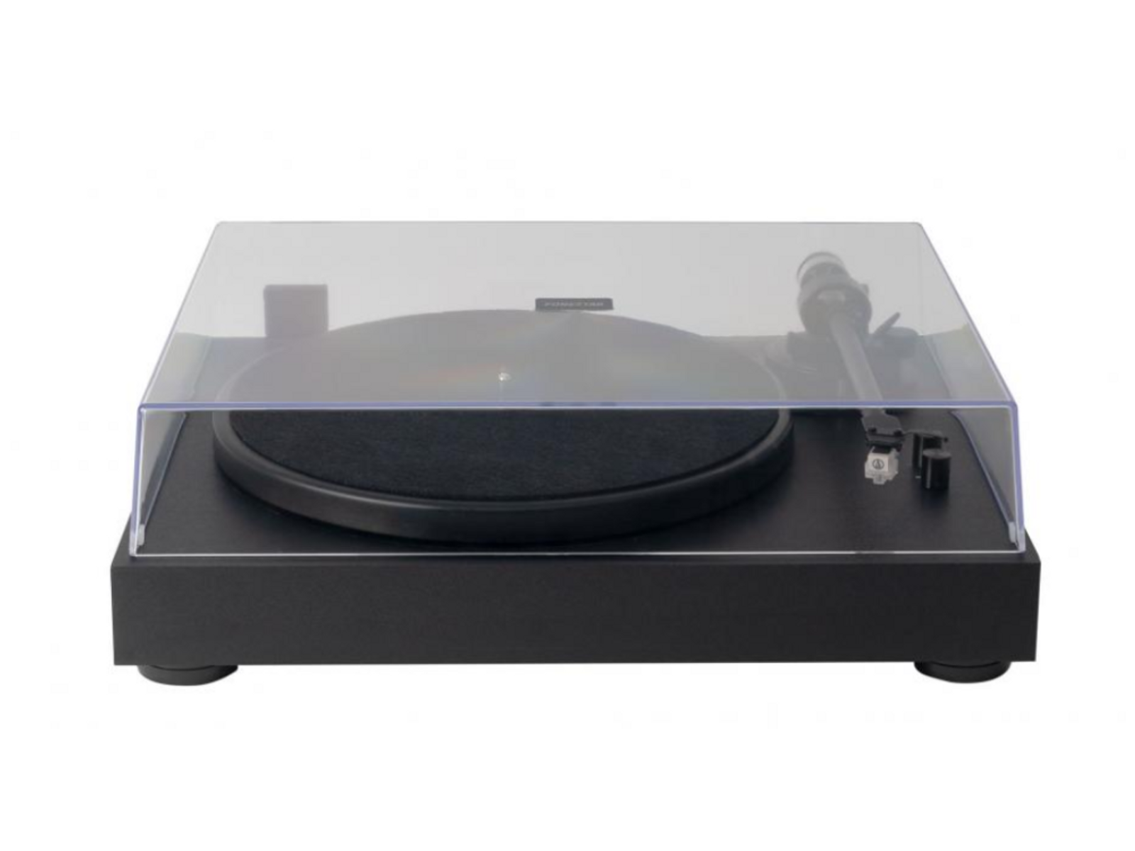 Tocadiscos negro con cubierta transparente, sobre fondo blanco.