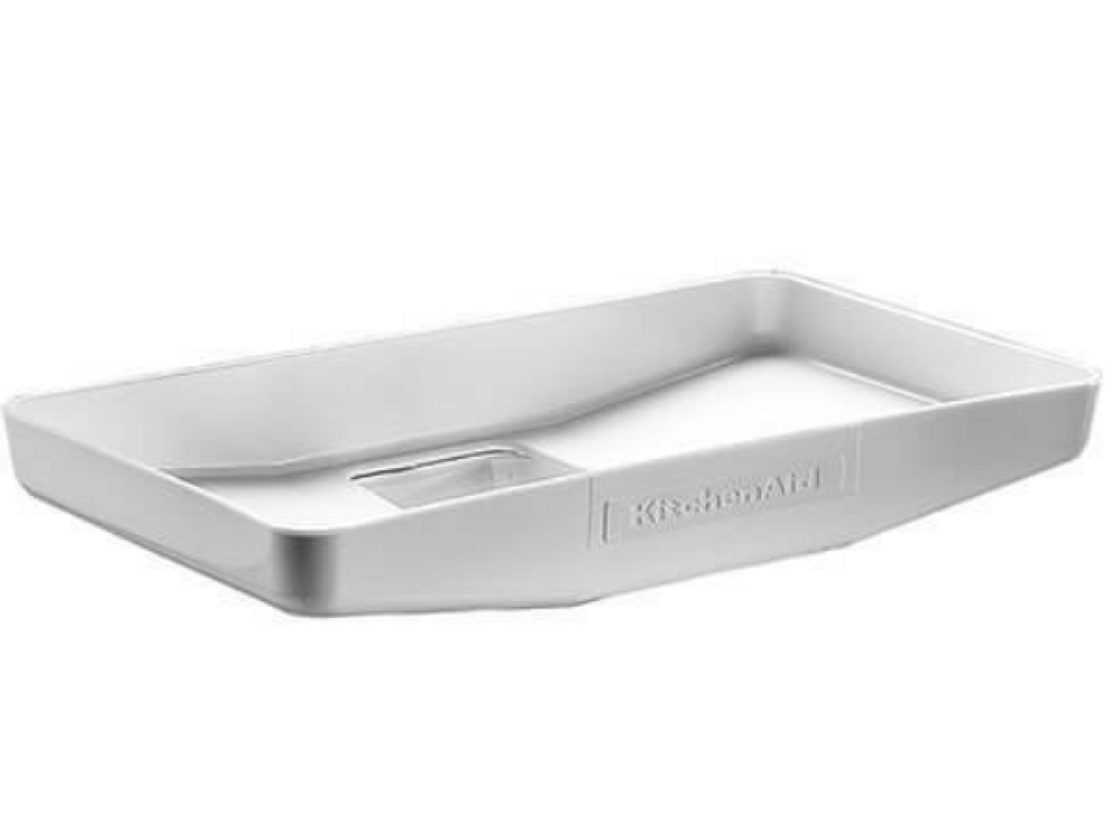 Weißes KitchenAid-Tablett, rechteckige Form, mit quadratischem Ausschnitt, weißer Hintergrund.