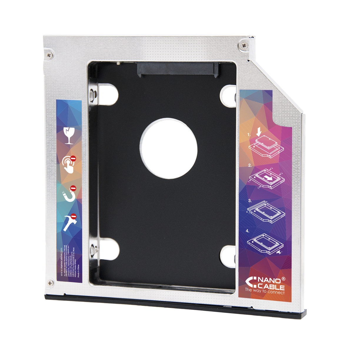 Carcasa de disco duro con instrucciones. Metálico y negro, con fondo blanco.