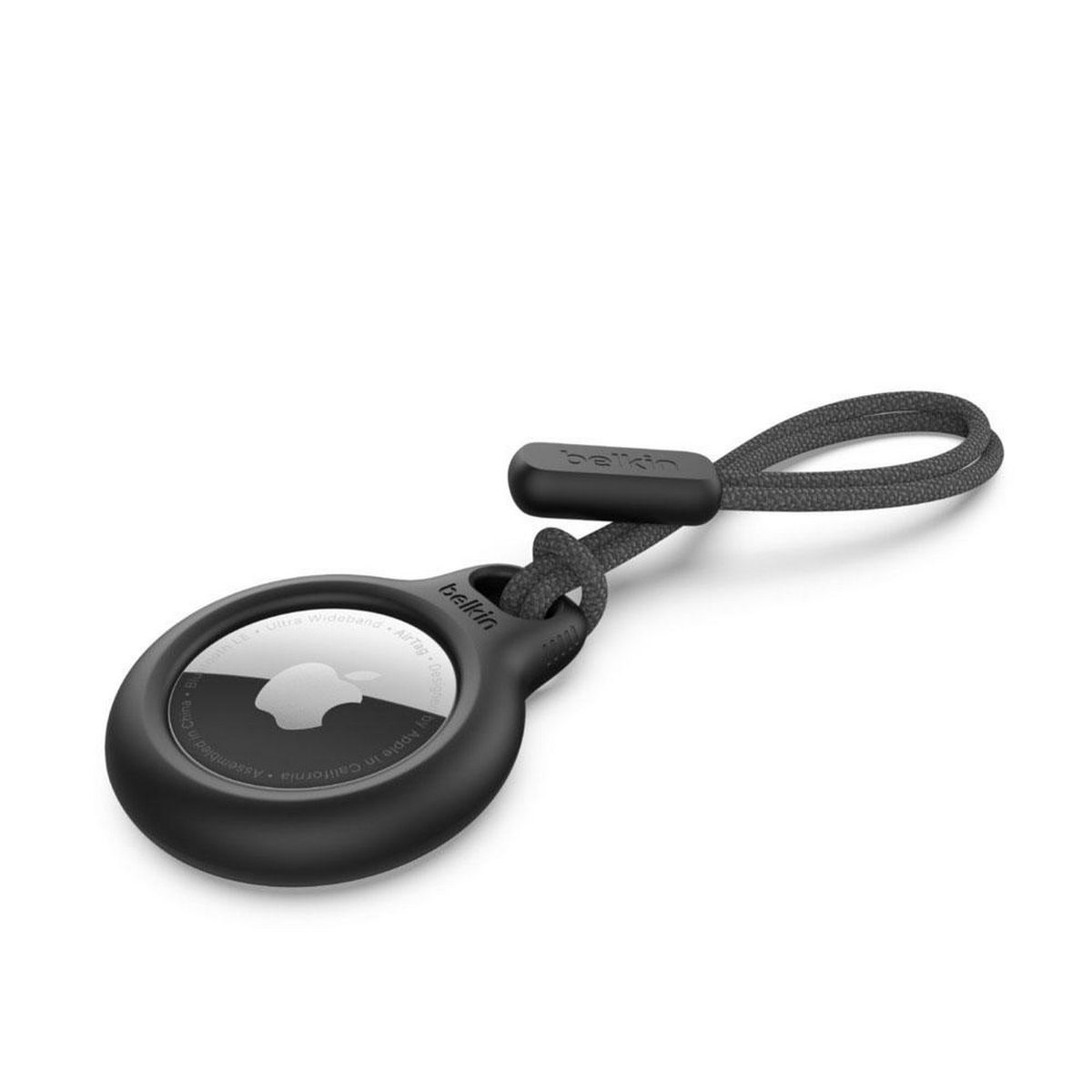 Czarny AirTag Belkin z dołączoną pętlą, na białym tle.