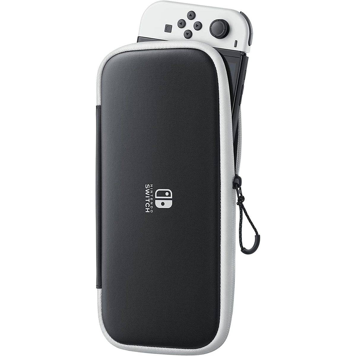 Schwarz-weiße Nintendo Switch-Konsole in einer schwarzen Hülle. Ein weißer Switch-Controller ist sichtbar.