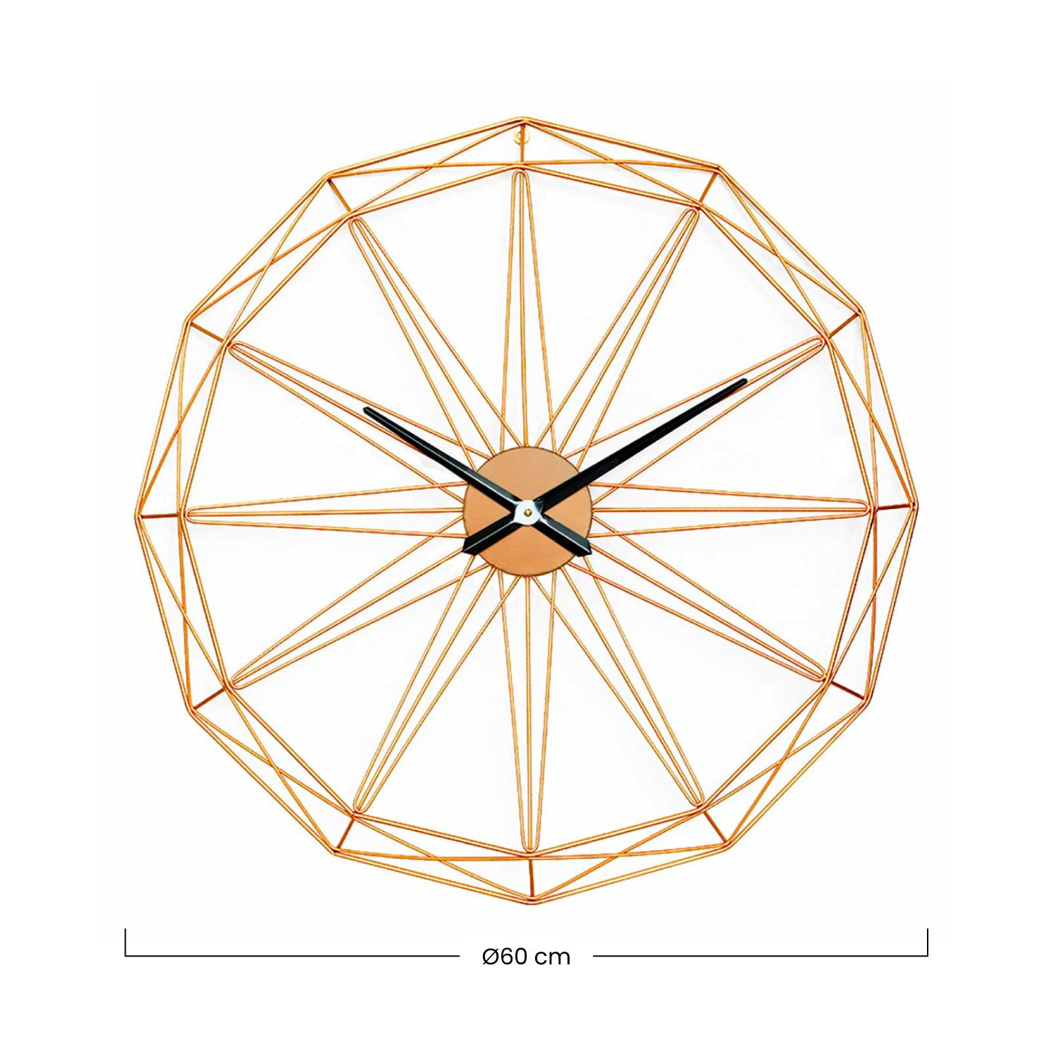 Reloj de estructura metálica dorada sobre fondo blanco, con manecillas negras y medida.
