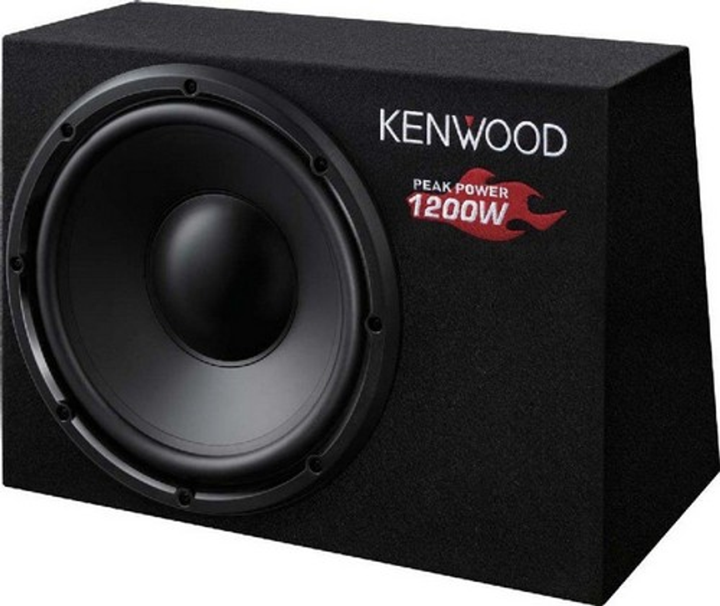 Ein schwarzer Kenwood-Subwoofer mit großem Lautsprecher, Kenwood- und Peak-Power-Logos und roter Flammen-Grafik.