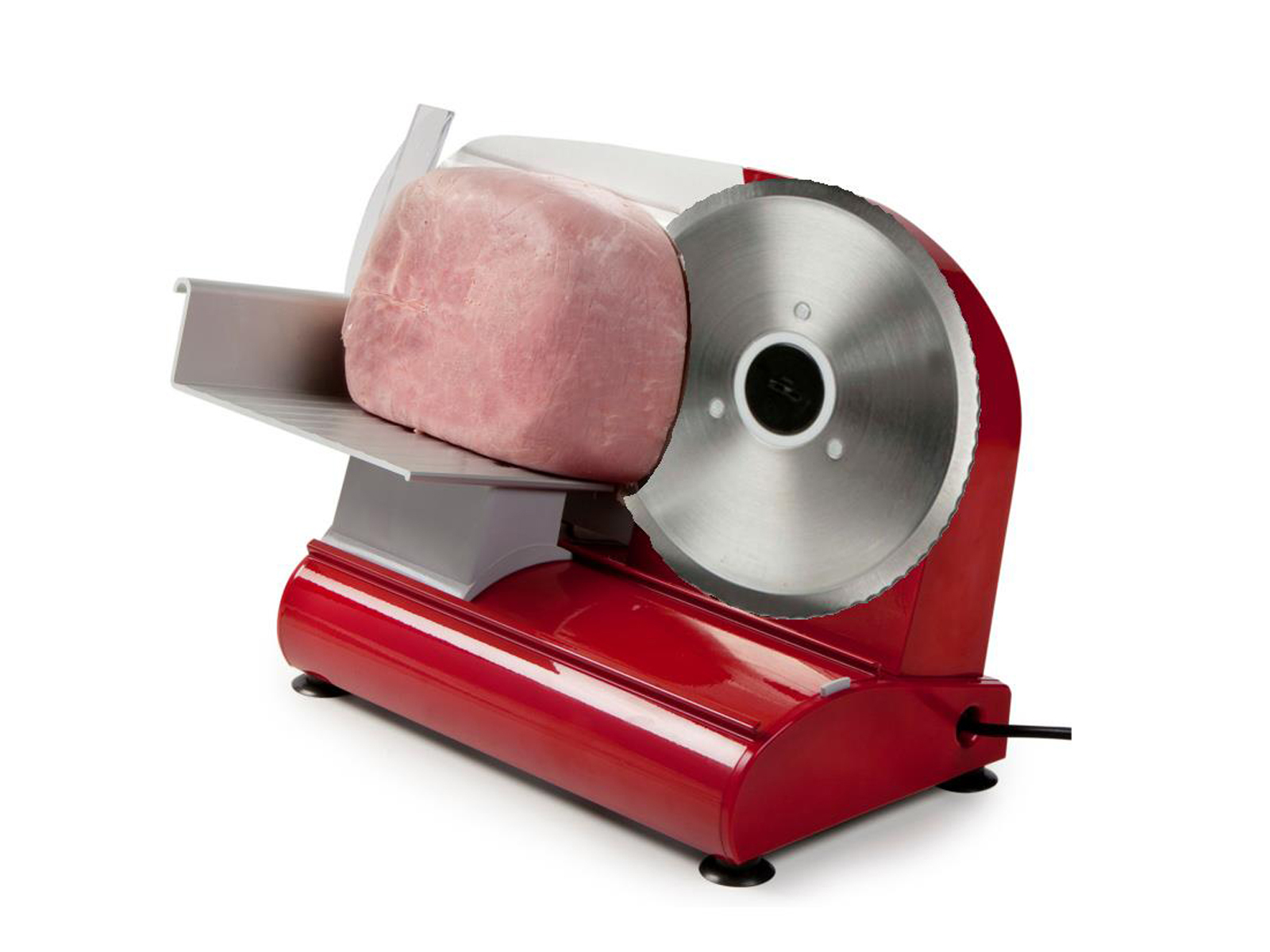 Cortadora de carne roja con jamón. El jamón es rosa y la cortadora es roja. Fondo blanco.