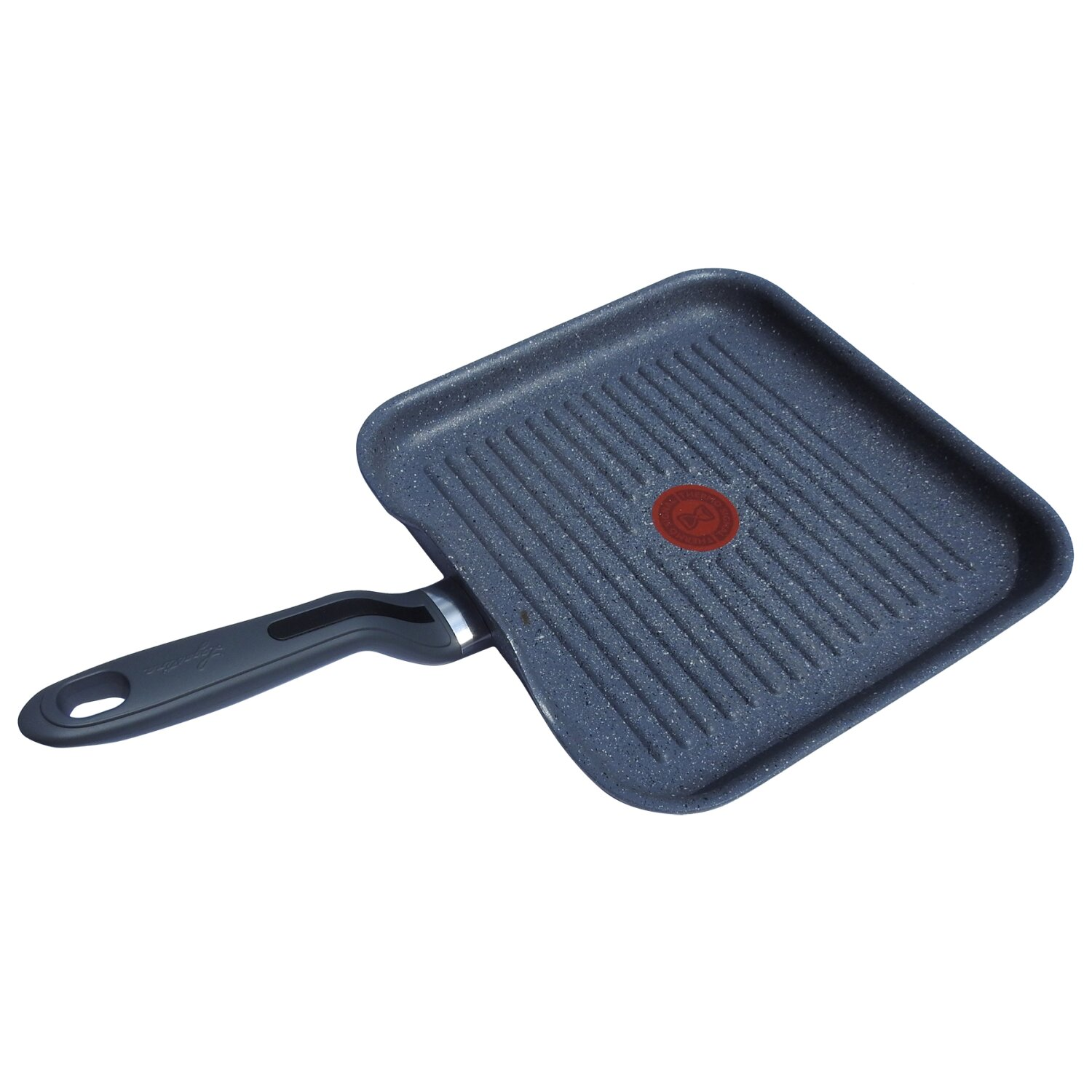 Eine graue, quadratische Grillpfanne mit langem, schwarzem Griff, auf weißem Hintergrund.