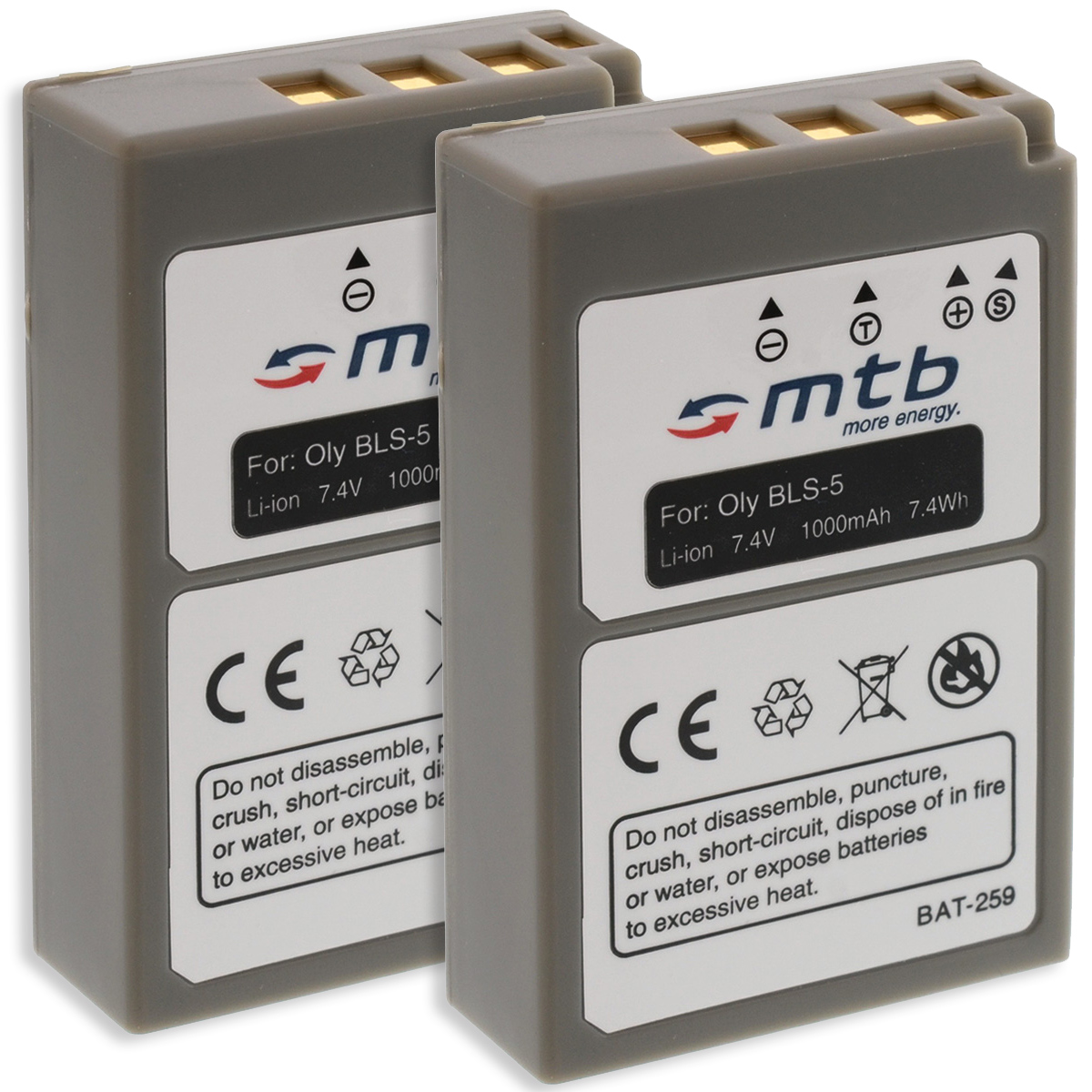 Zwei graue Batterien mit Etiketten auf weißem Hintergrund.