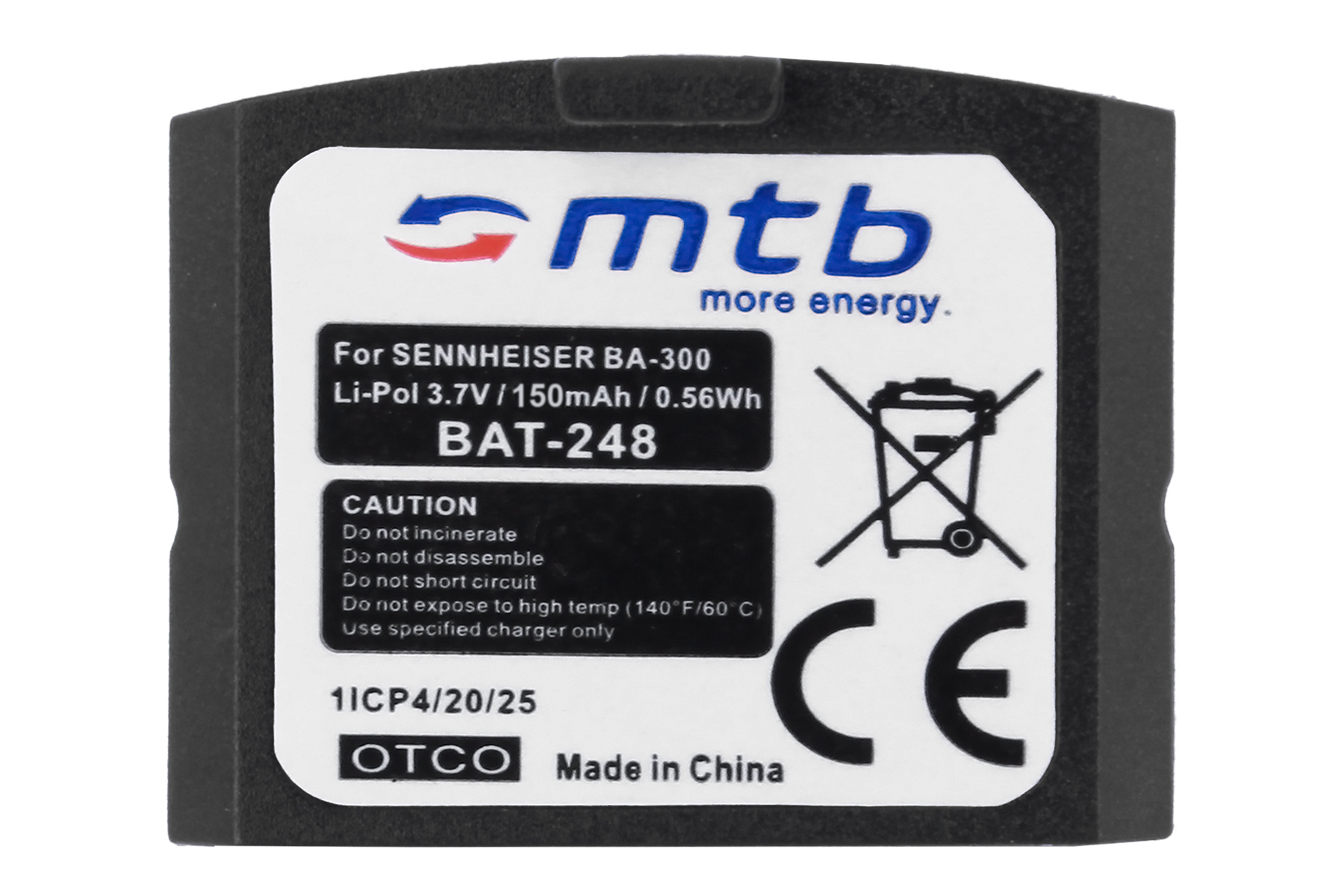Eine schwarze Batterie mit einem weißen Etikett mit der Aufschrift „For Sennheiser BA-300“. Enthält Warnhinweise und ein CE-Zeichen.