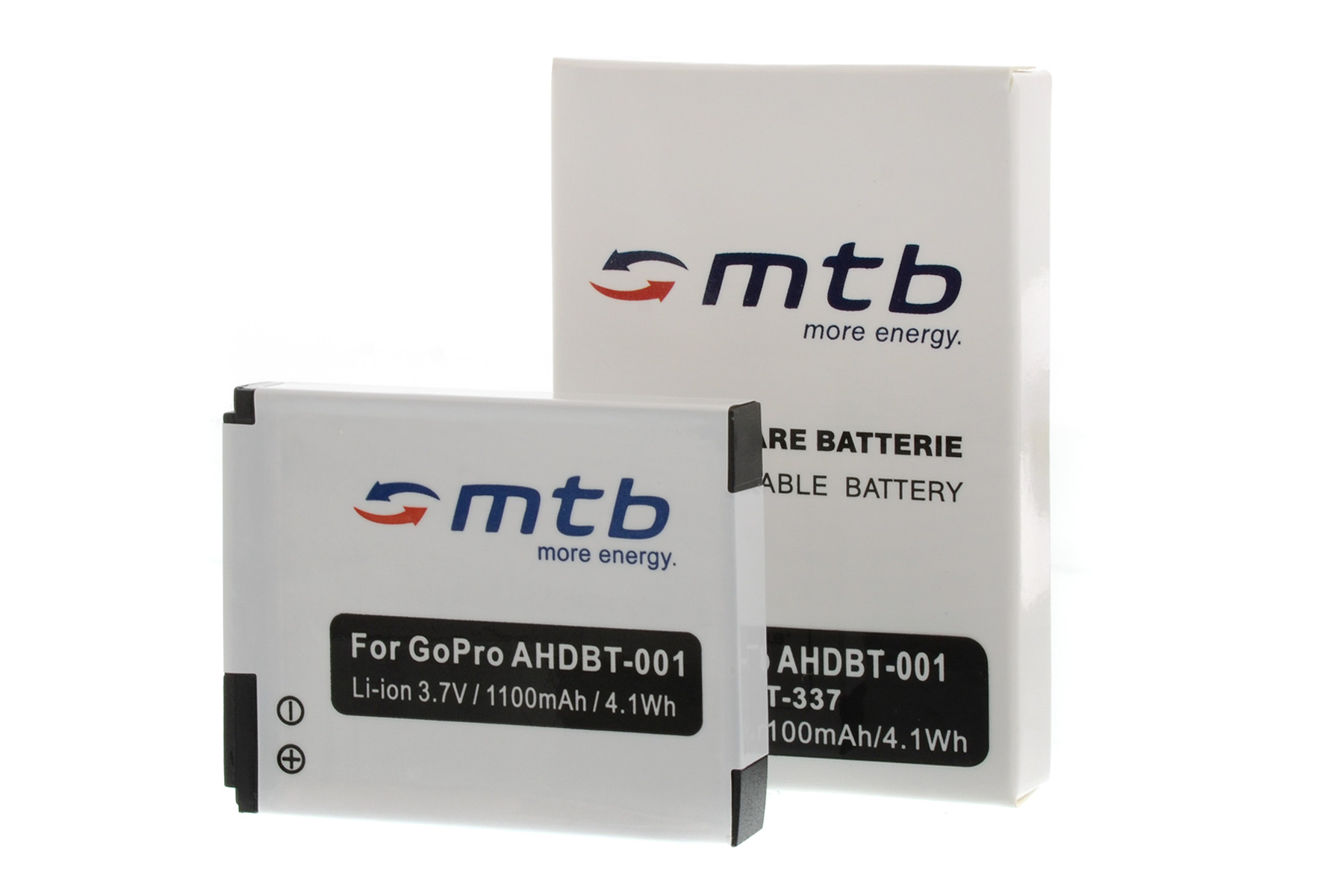 Weiße Batterie und Box mit schwarzem Text. Box: "mtb more energy". Batterie: For GoPro.