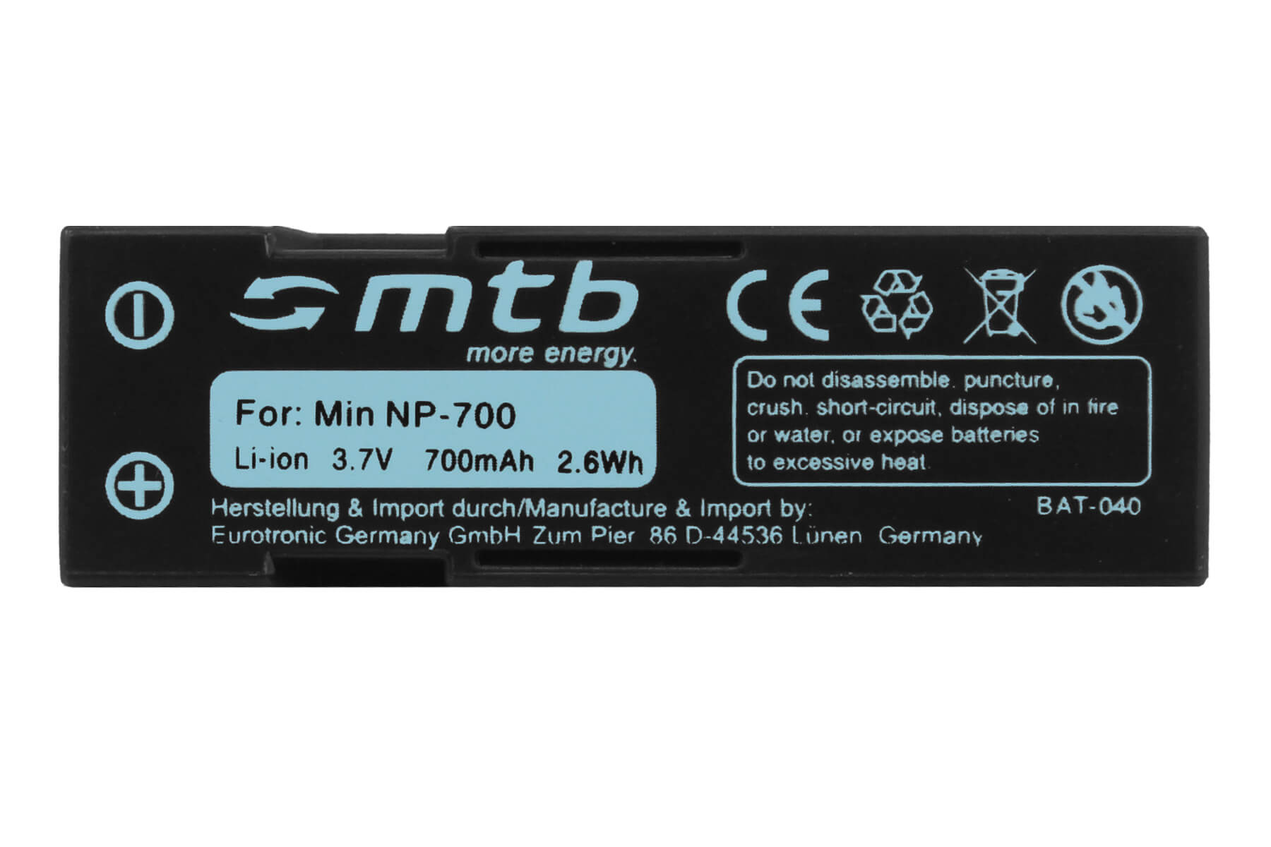 Schwarzer Akku mit weißem Text. Text: Für Min NP-700, Li-ion 3,7V 700mAh 2,6Wh. mtb more energy.