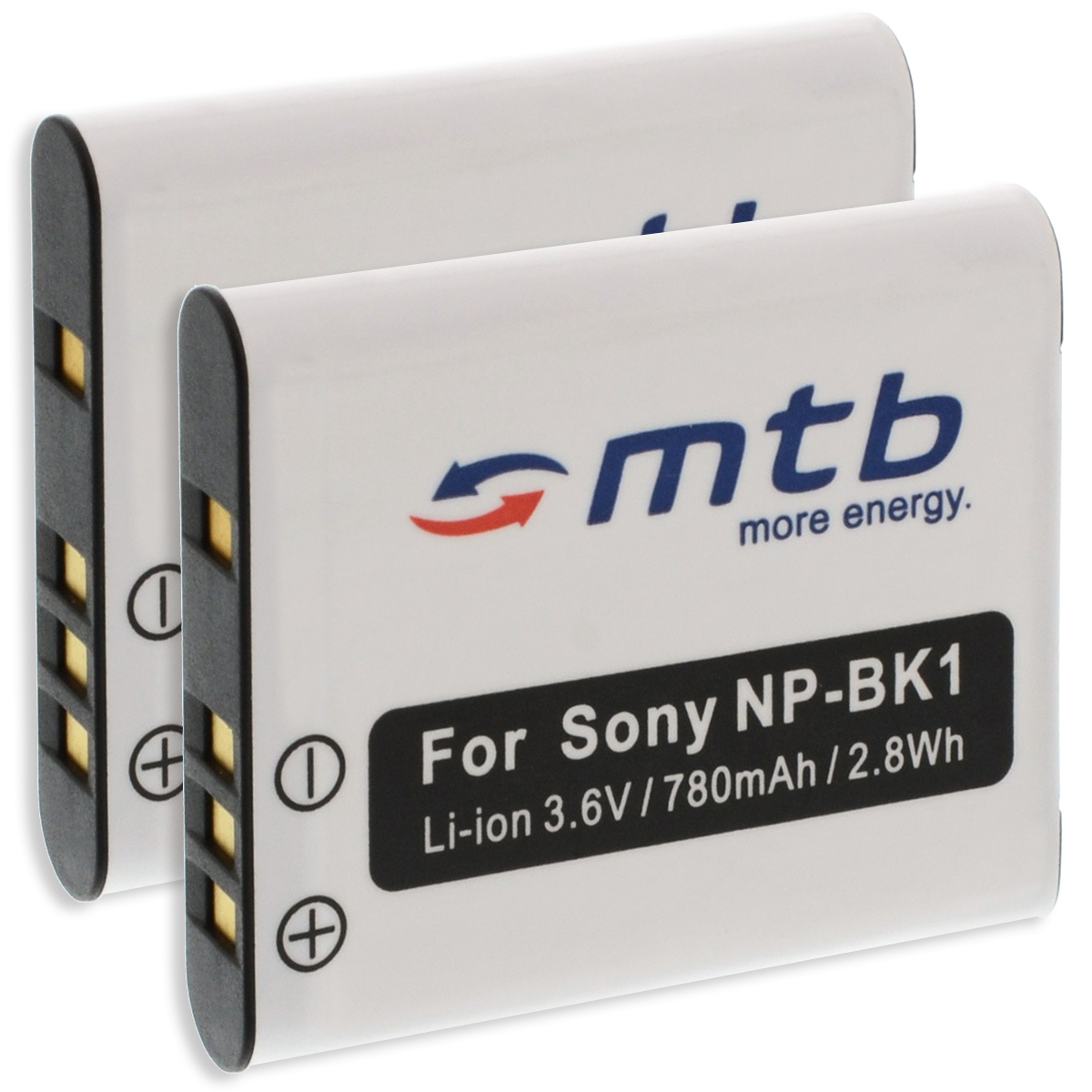 Zwei weiße Batterien mit schwarzen Etiketten. Jede hat Marken- und Batterieinformationen.
