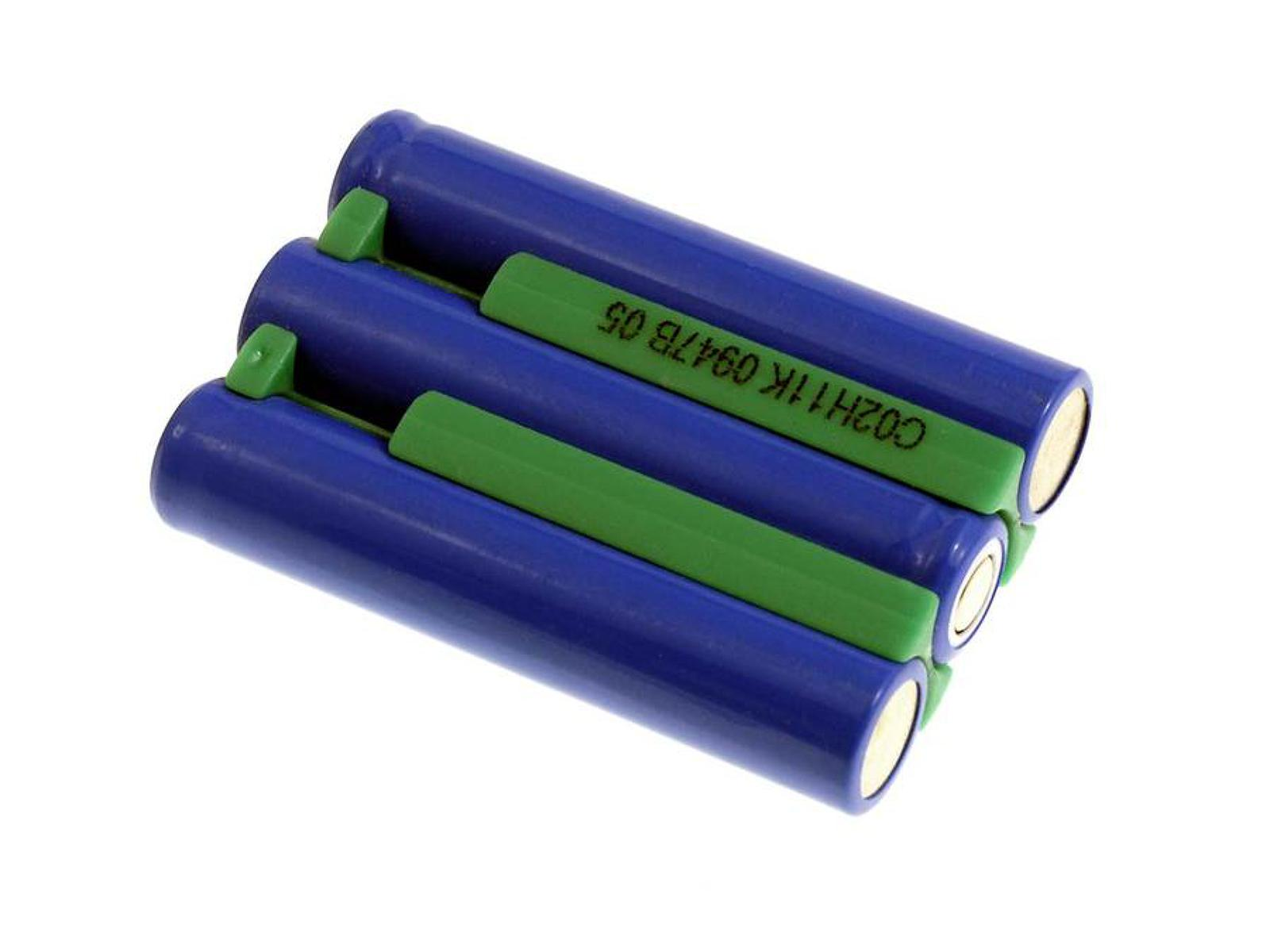 Cuatro baterías azules y verdes.