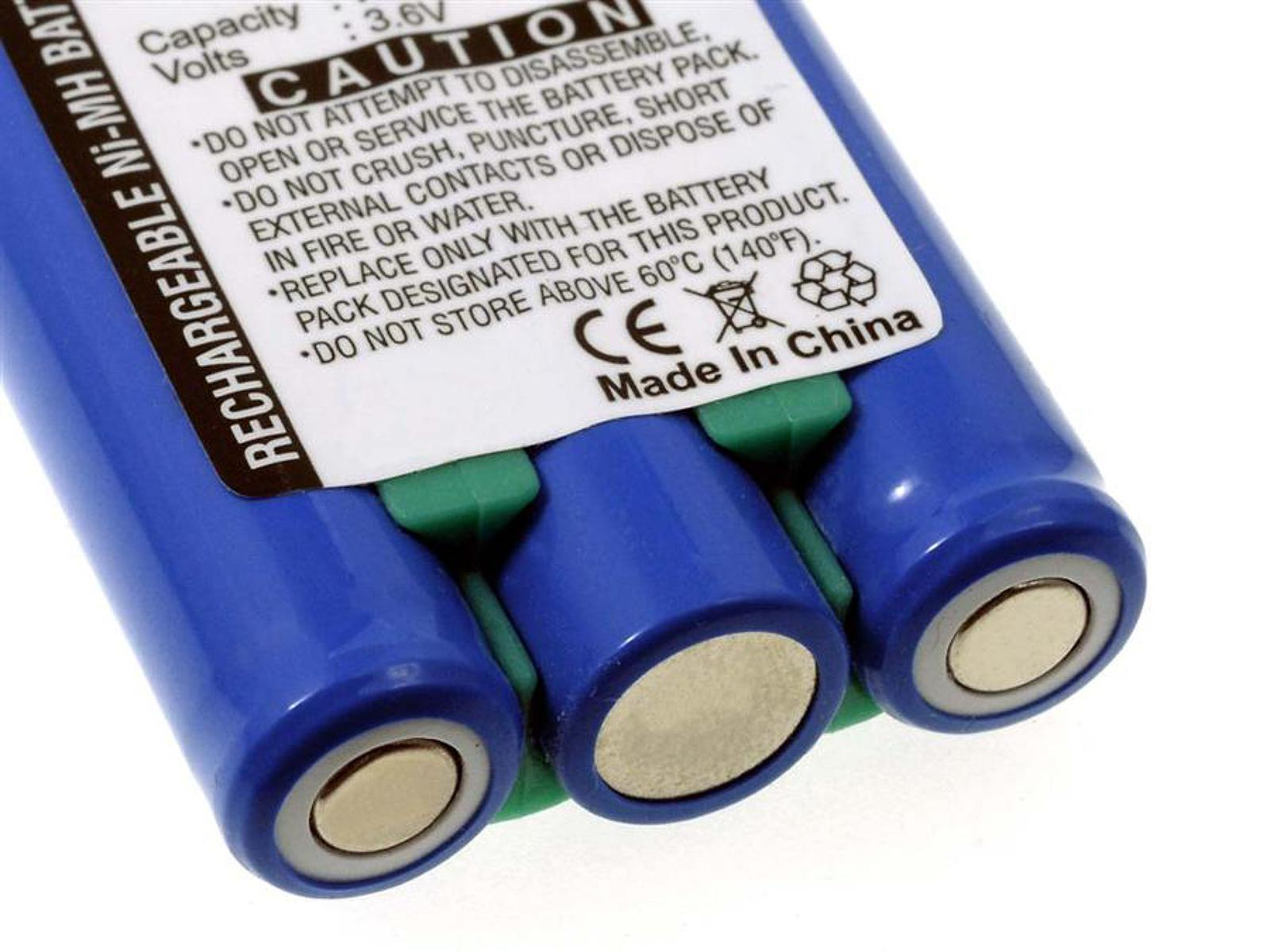 Primer plano de una batería con 3 celdas azules y una etiqueta de advertencia con texto.