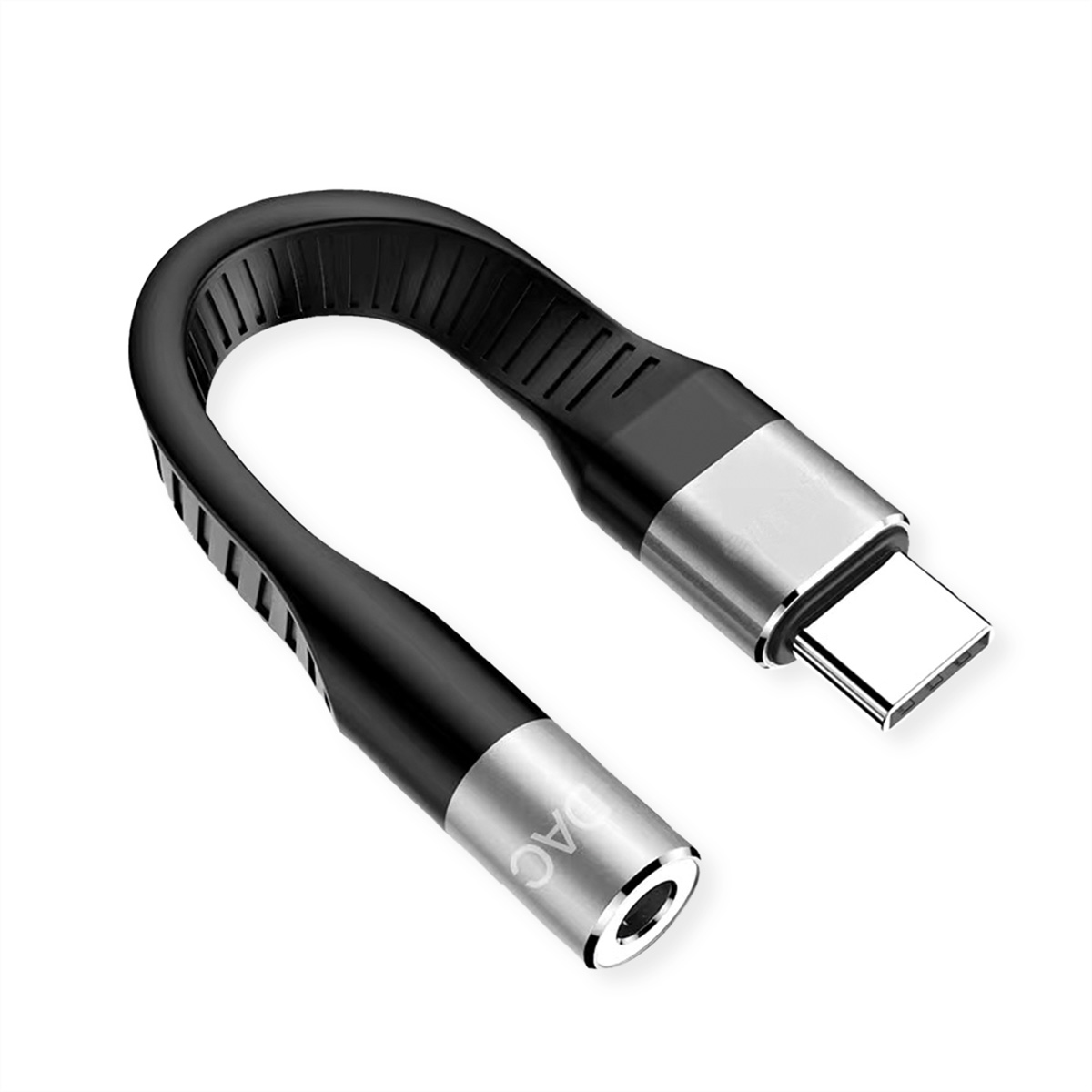 Adaptateur audio USB-C vers 3,5 mm noir et argent. Le câble est plié. Fond blanc.