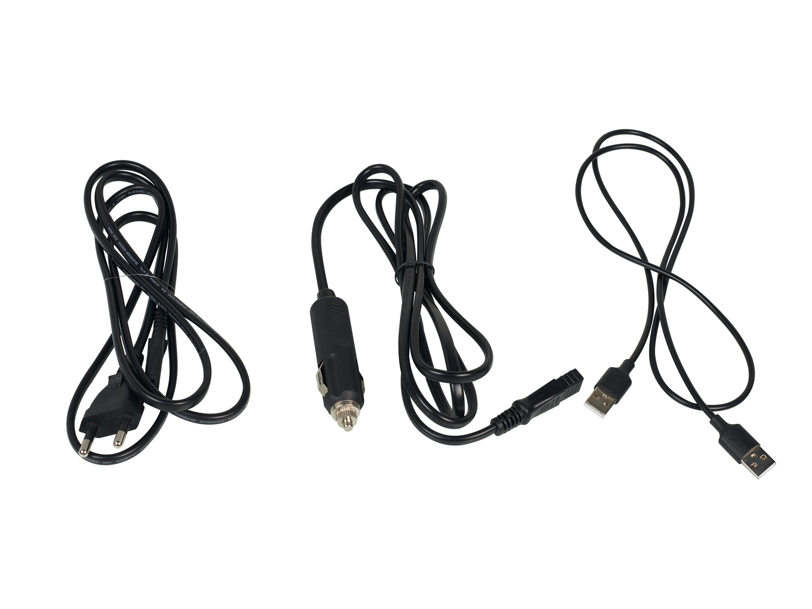 Drei schwarze Kabel mit verschiedenen Steckern: EU-Stecker, Autoladegerät, USB.