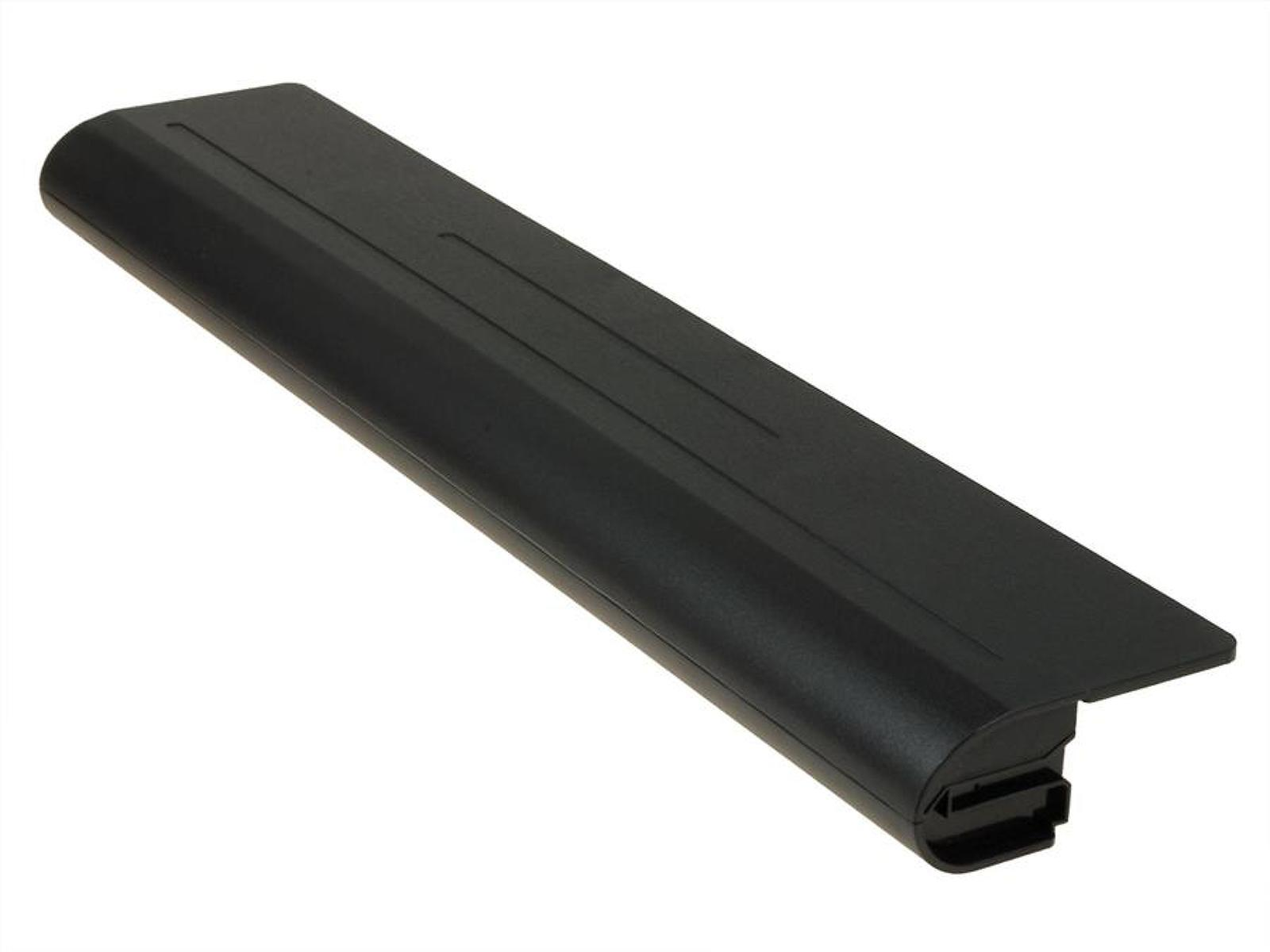Batería de portátil negra, en ángulo, con conector. Mayormente negra, con forma curva.