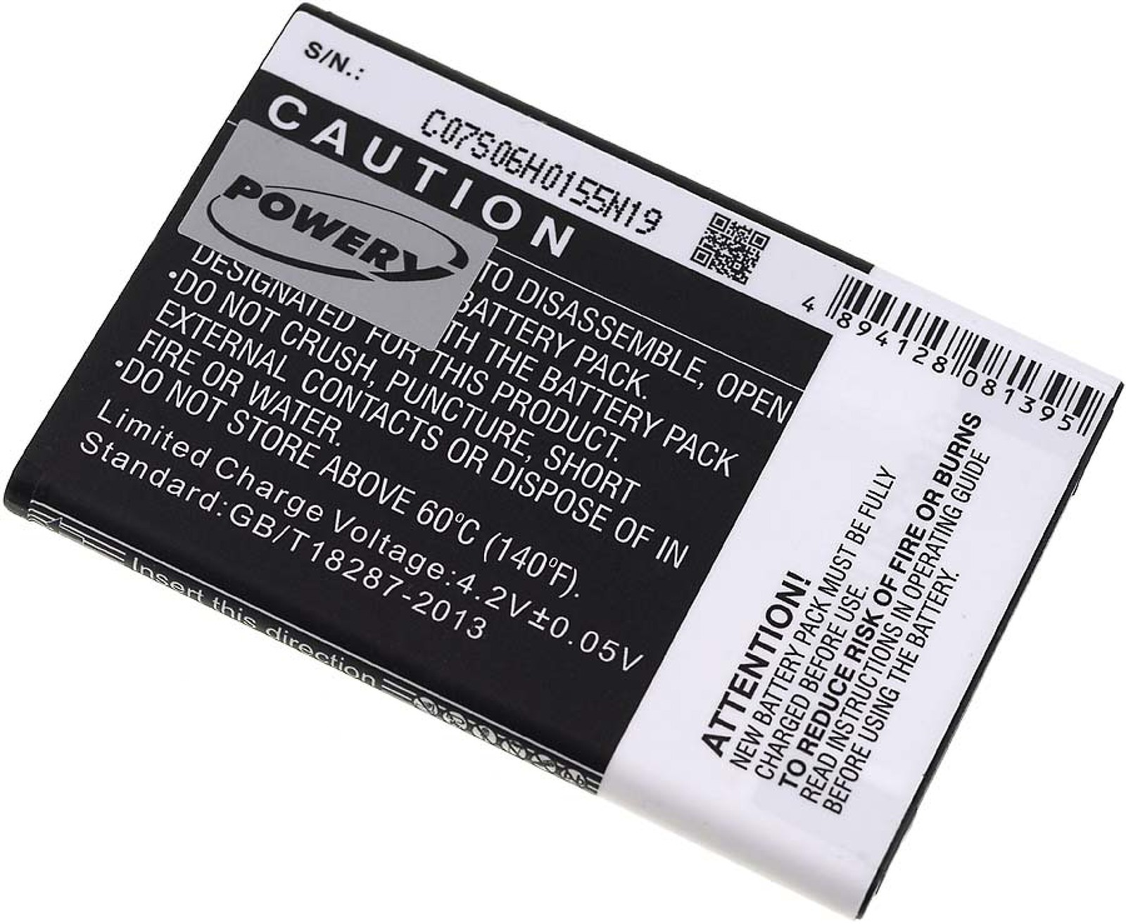 Batería negra con etiqueta de advertencia. Contiene precauciones, especificaciones y código QR.