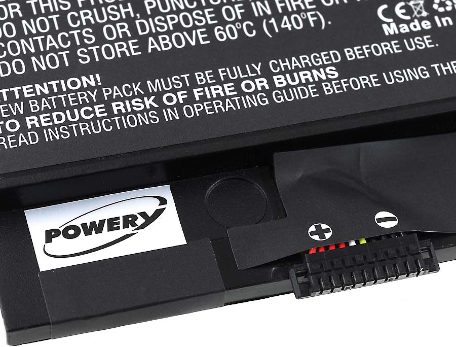 Batería negra con conector y etiquetas, fondo blanco.