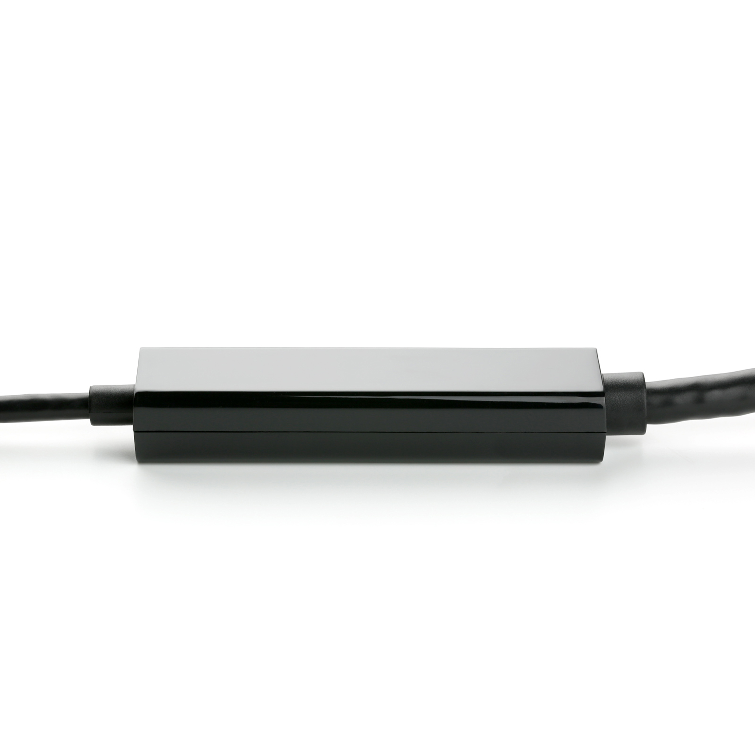 Schwarzer Inline-Stecker für ein Kabel, zentriert vor weißem Hintergrund.