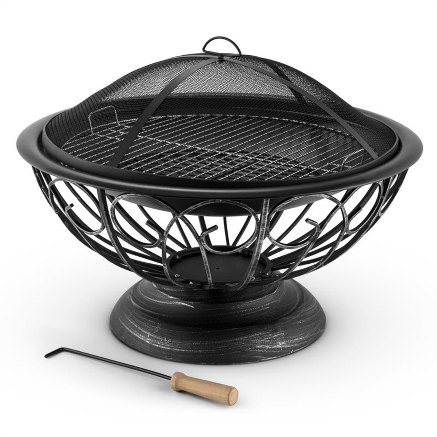 Schwarze Feuerstelle mit dekorativen Ausschnitten. Inklusive Mesh-Deckel, Grill und Poker. Steht auf dekorativer Basis.